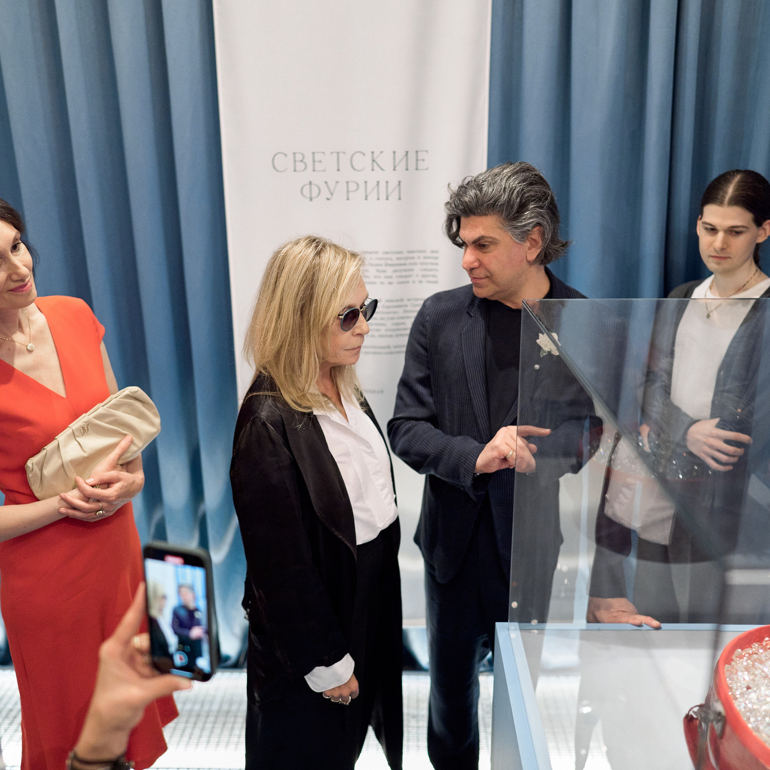 Выставка «Тайны Карениной»