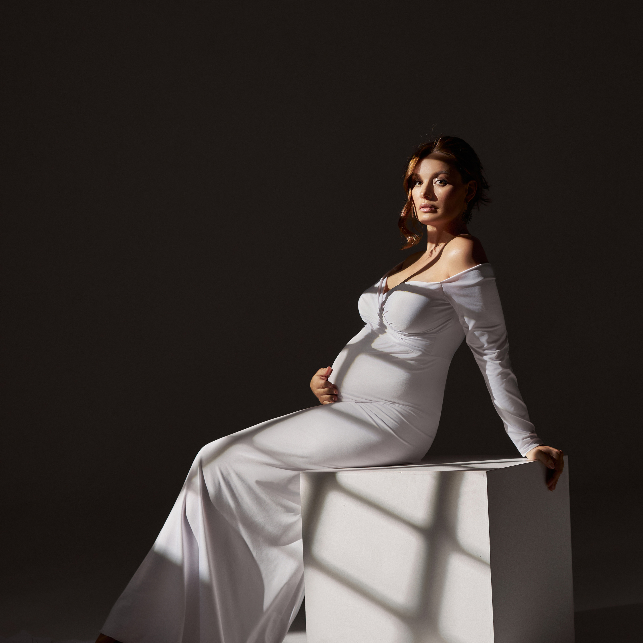 Pregnancy. Fashion and content photographer Anna Pavlova