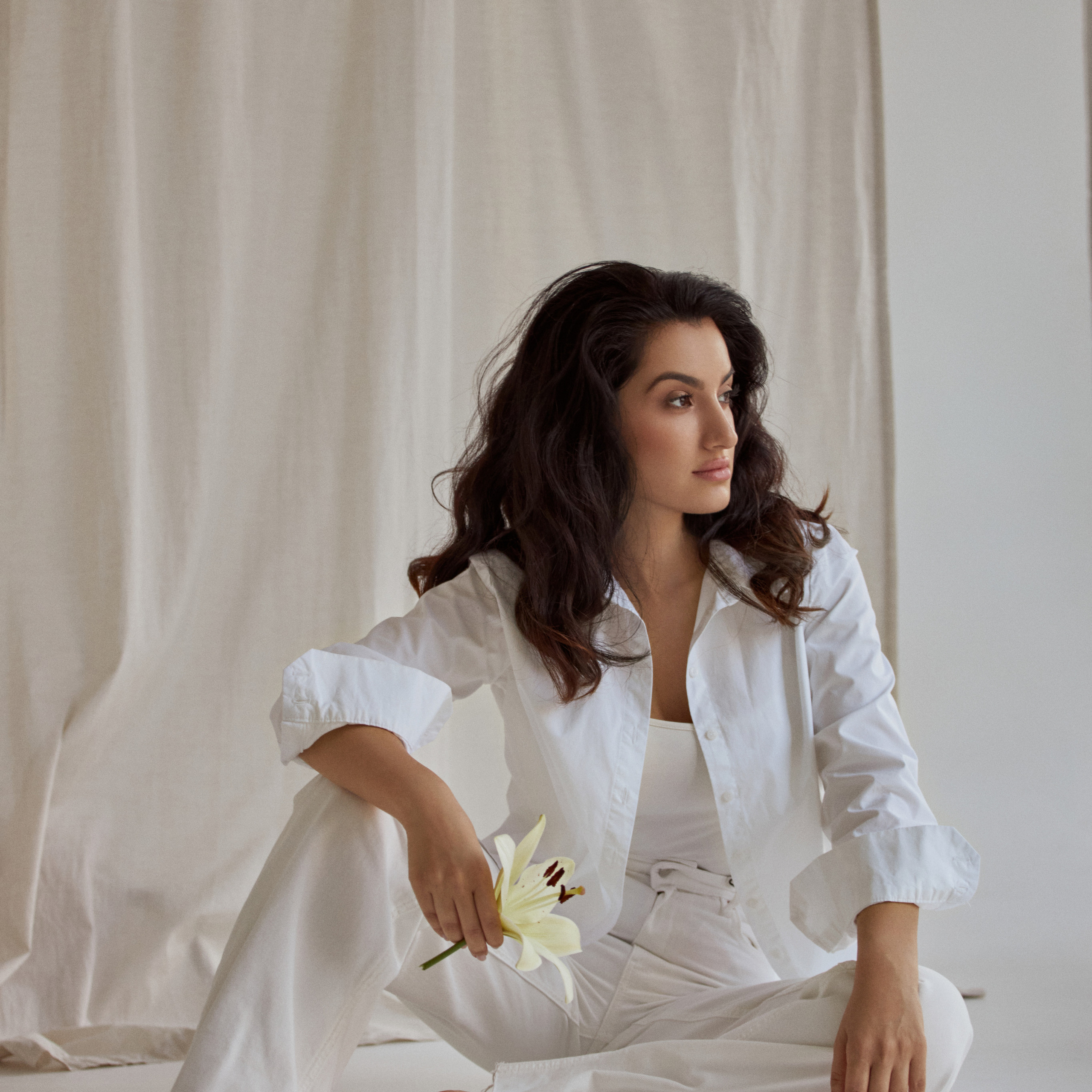 Cosmetologist Anait. Fashion and content photographer Anna Pavlova