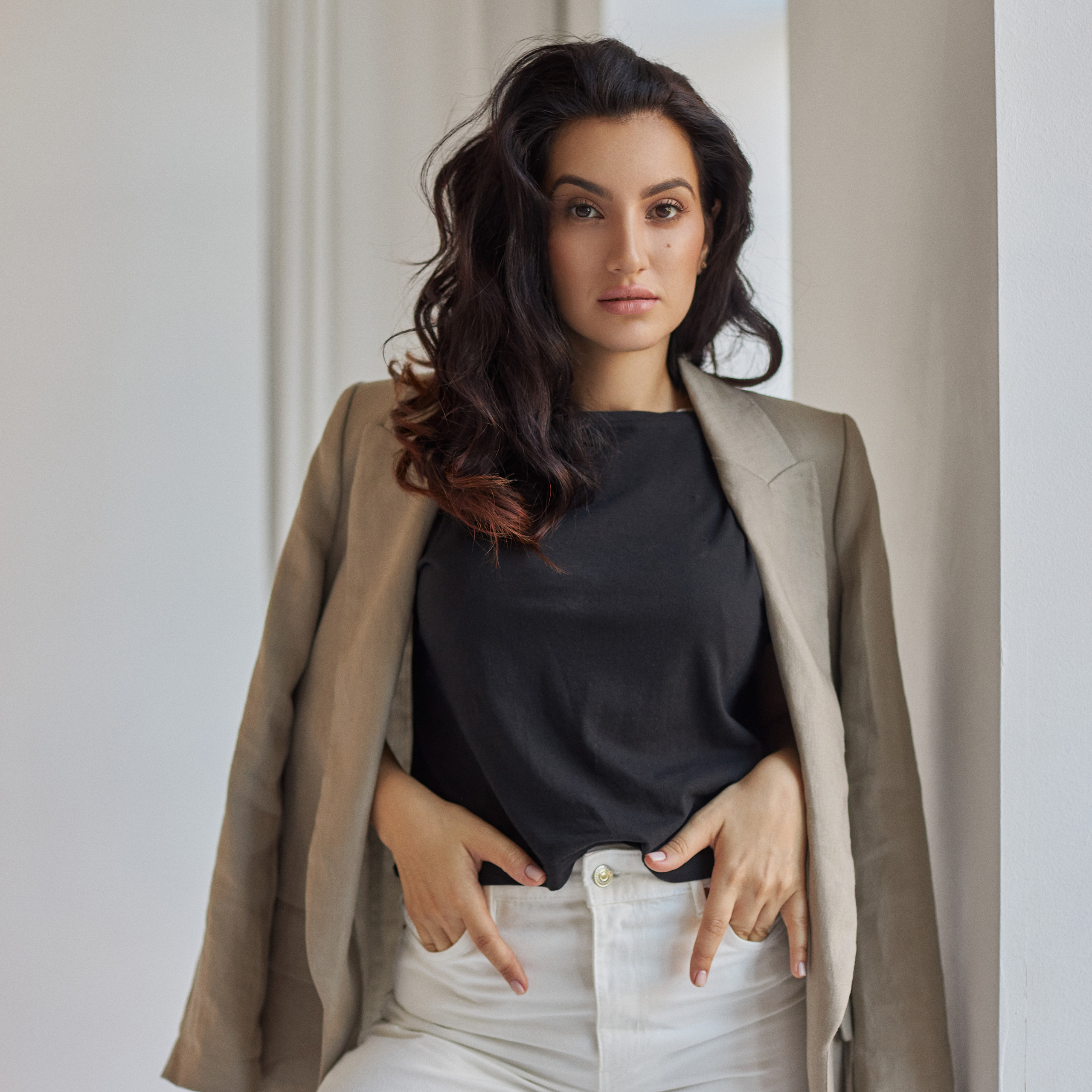 Cosmetologist Anait. Fashion and content photographer Anna Pavlova