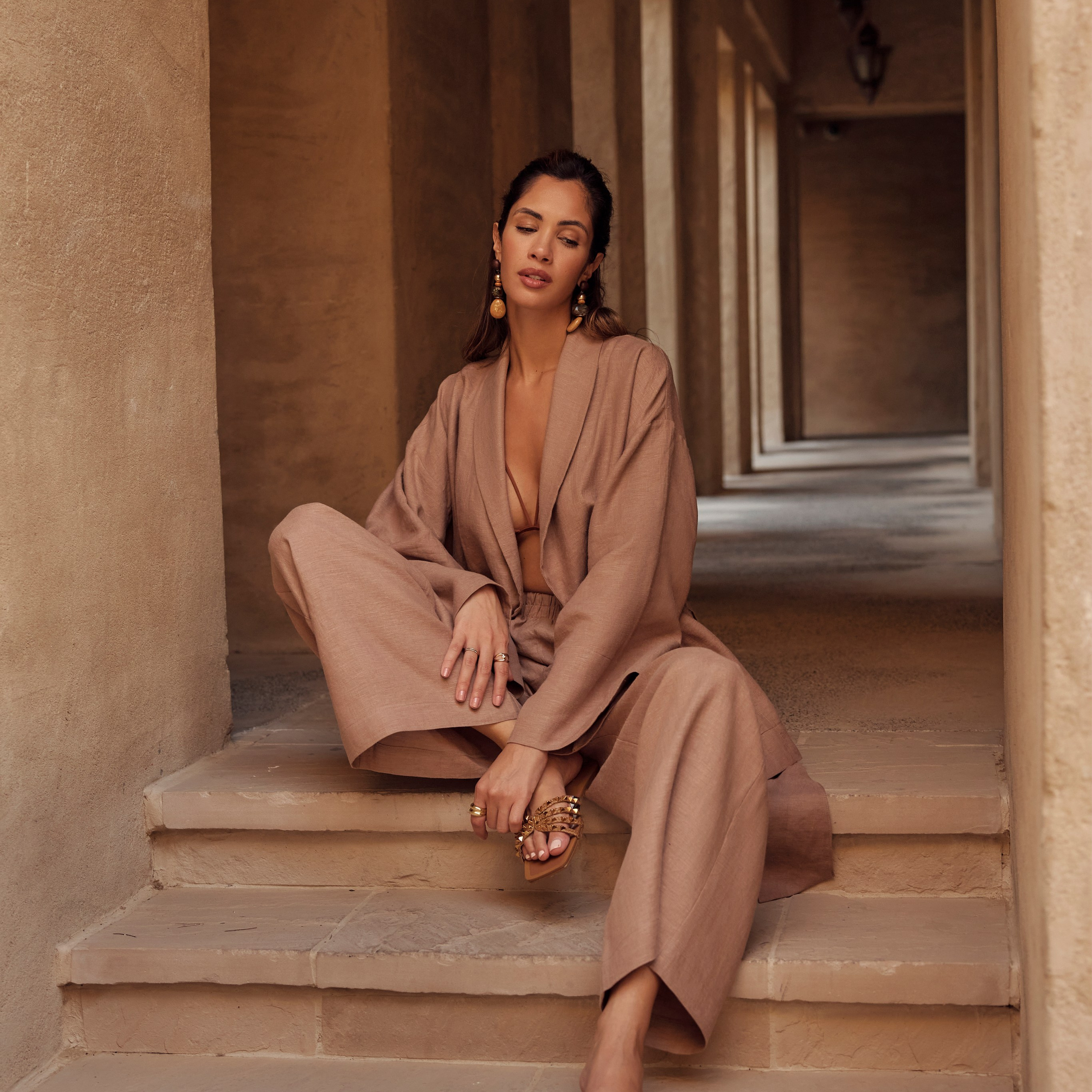 Cinta Bali. Fashion and content photographer Anna Pavlova