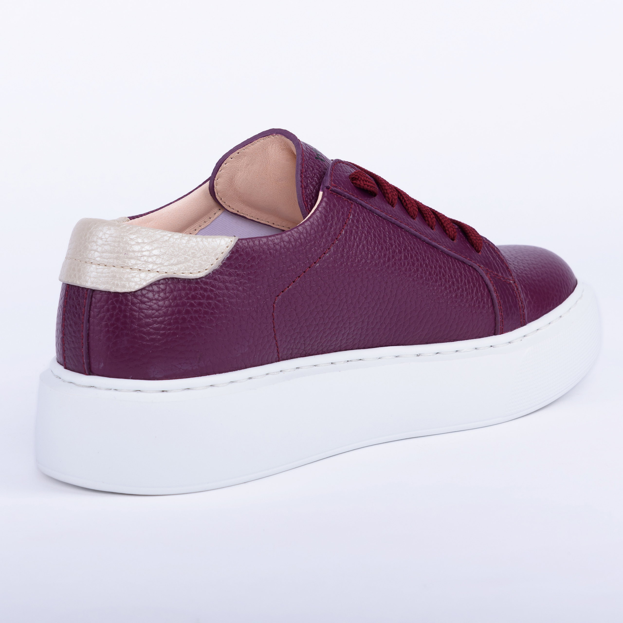 Фотосъемка для Маркетплейс. Мария Прищеп. Профессиональный фотограф в Краснодаре