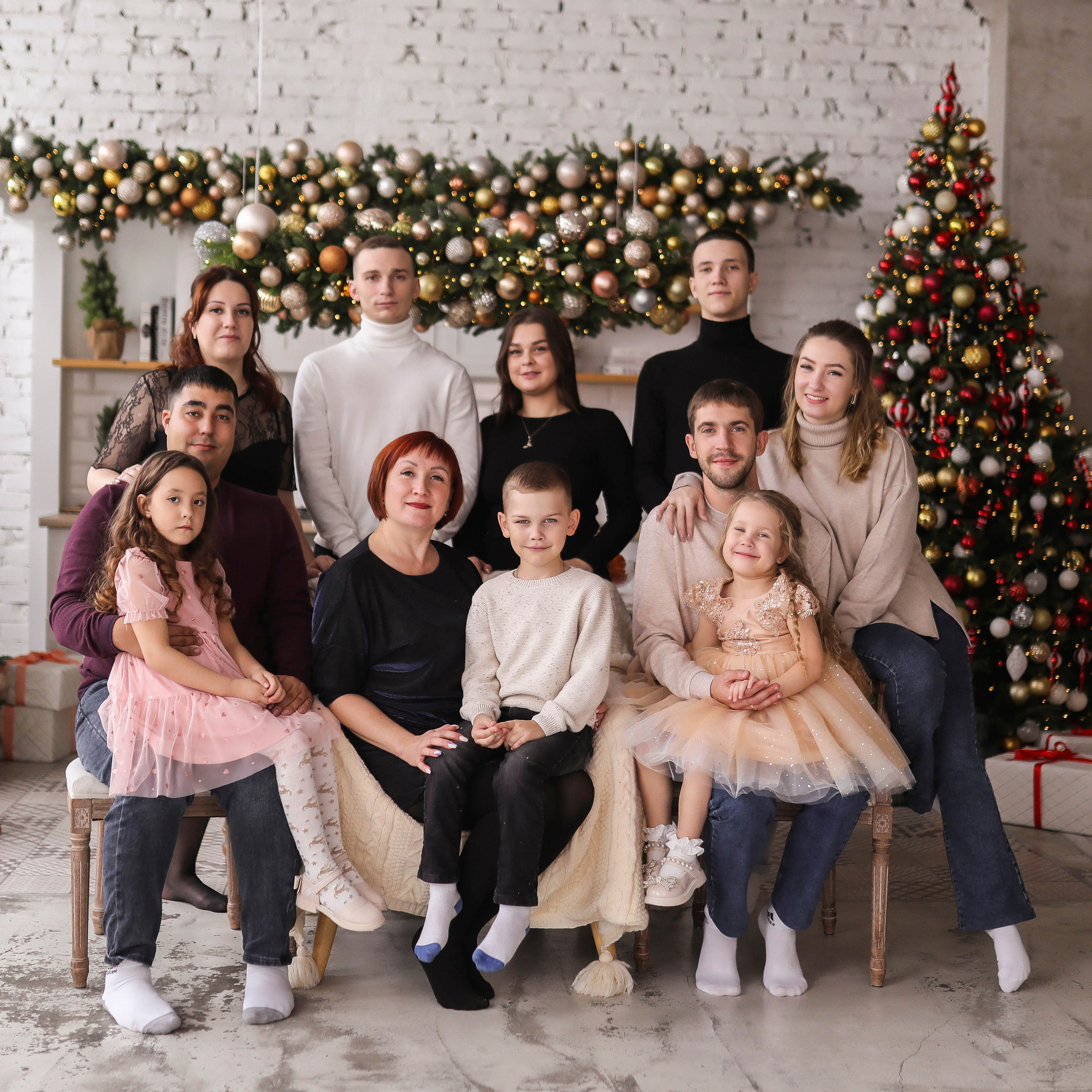 Семейная съёмка в зале вайт и Флет