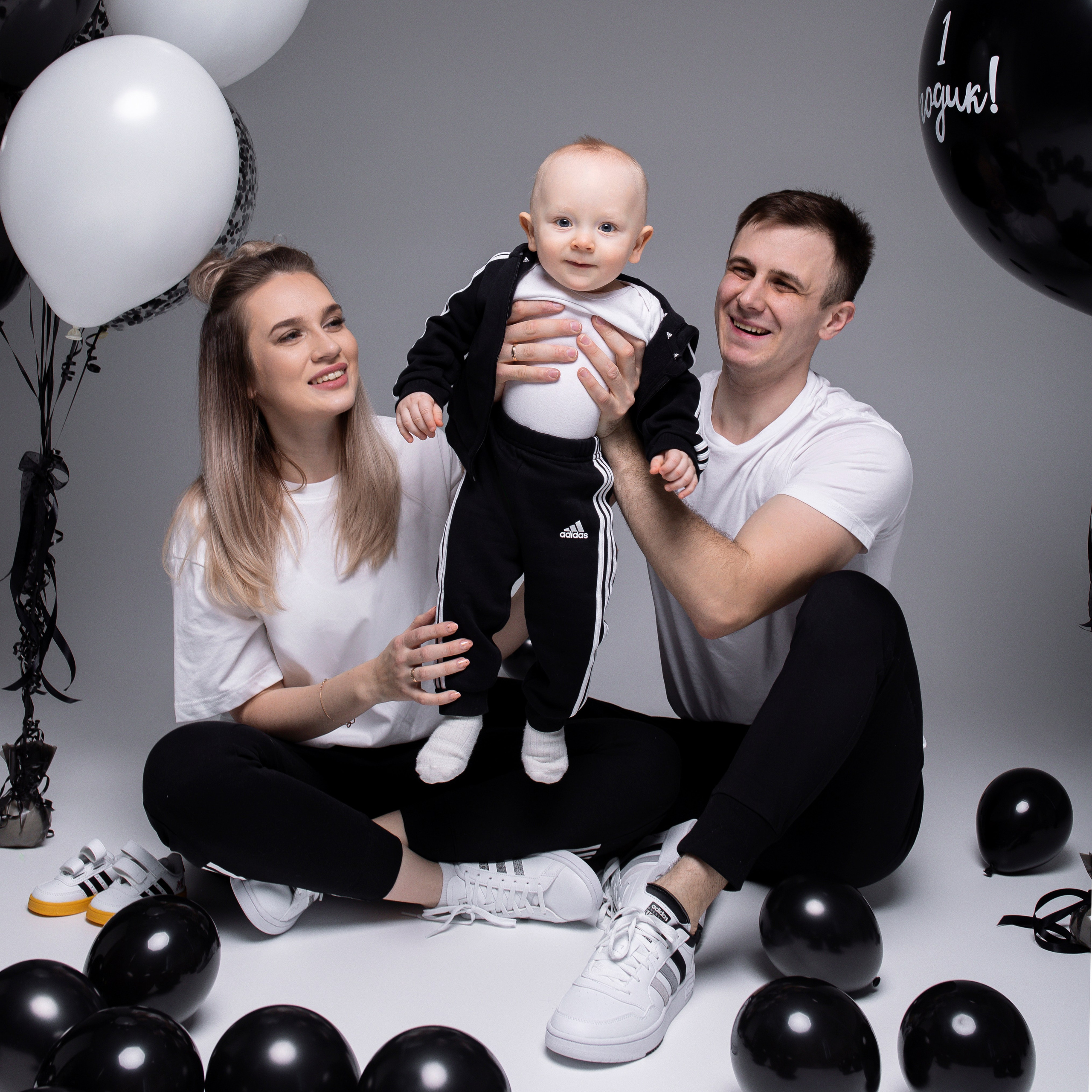 Матвею 1 Годик