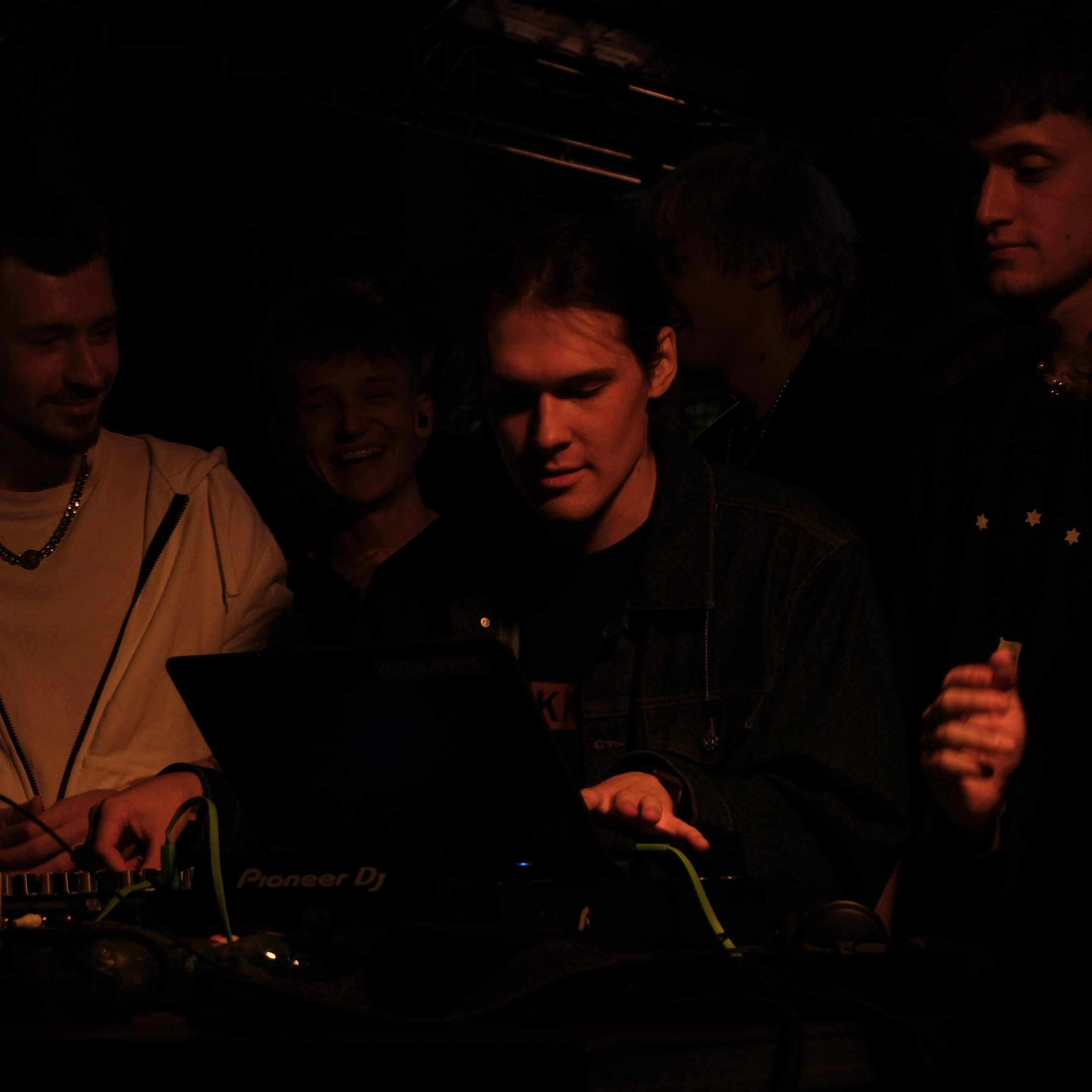 FujiFilm X-S20 (ivents, creative shooting, concert, lifestyle). Ssssienbuhaphoto