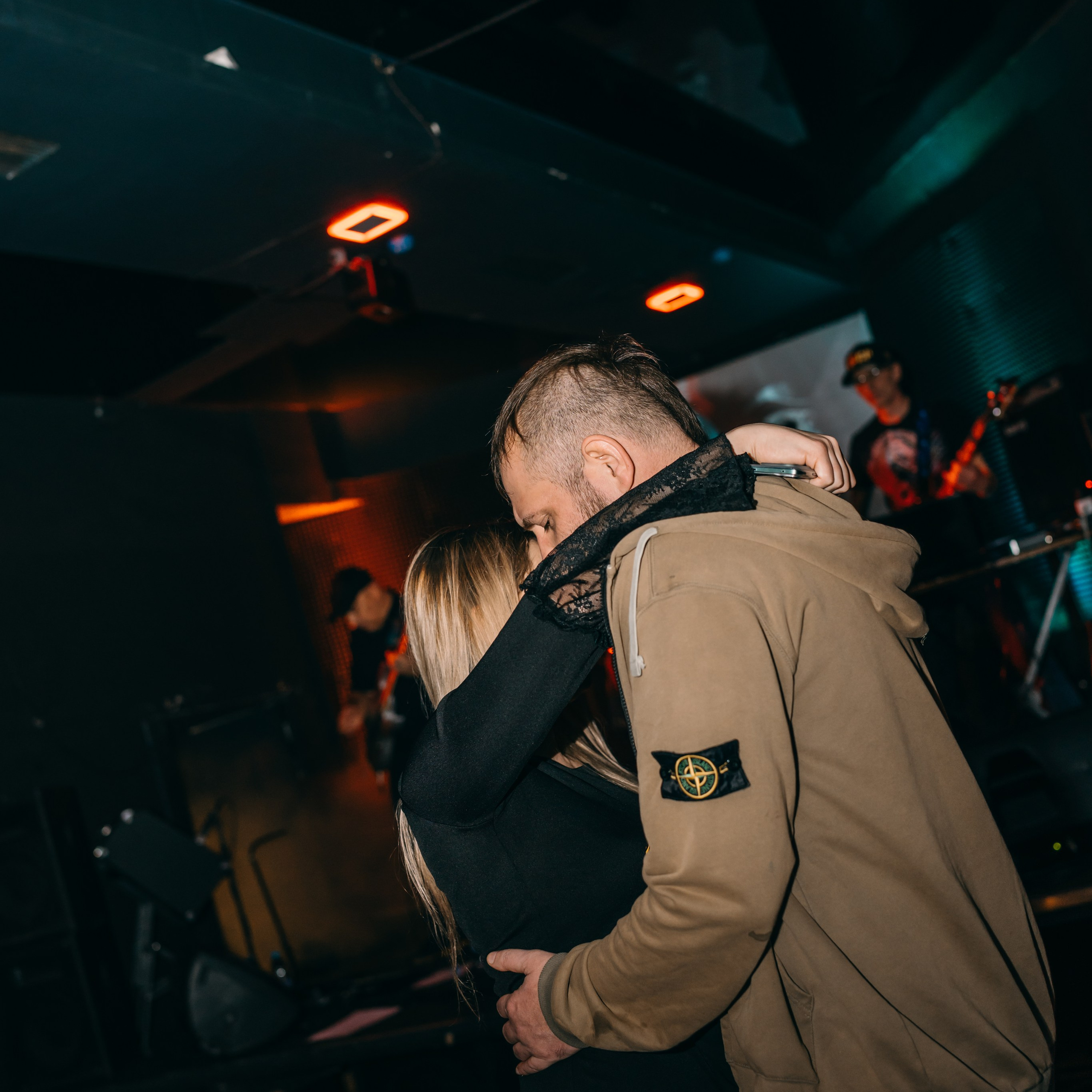 ДИСКОТЕКА В СТИЛЕ 90-Х С РОК-СЕМЬЁЙ. Фотограф в Воронеже Ксения Князева