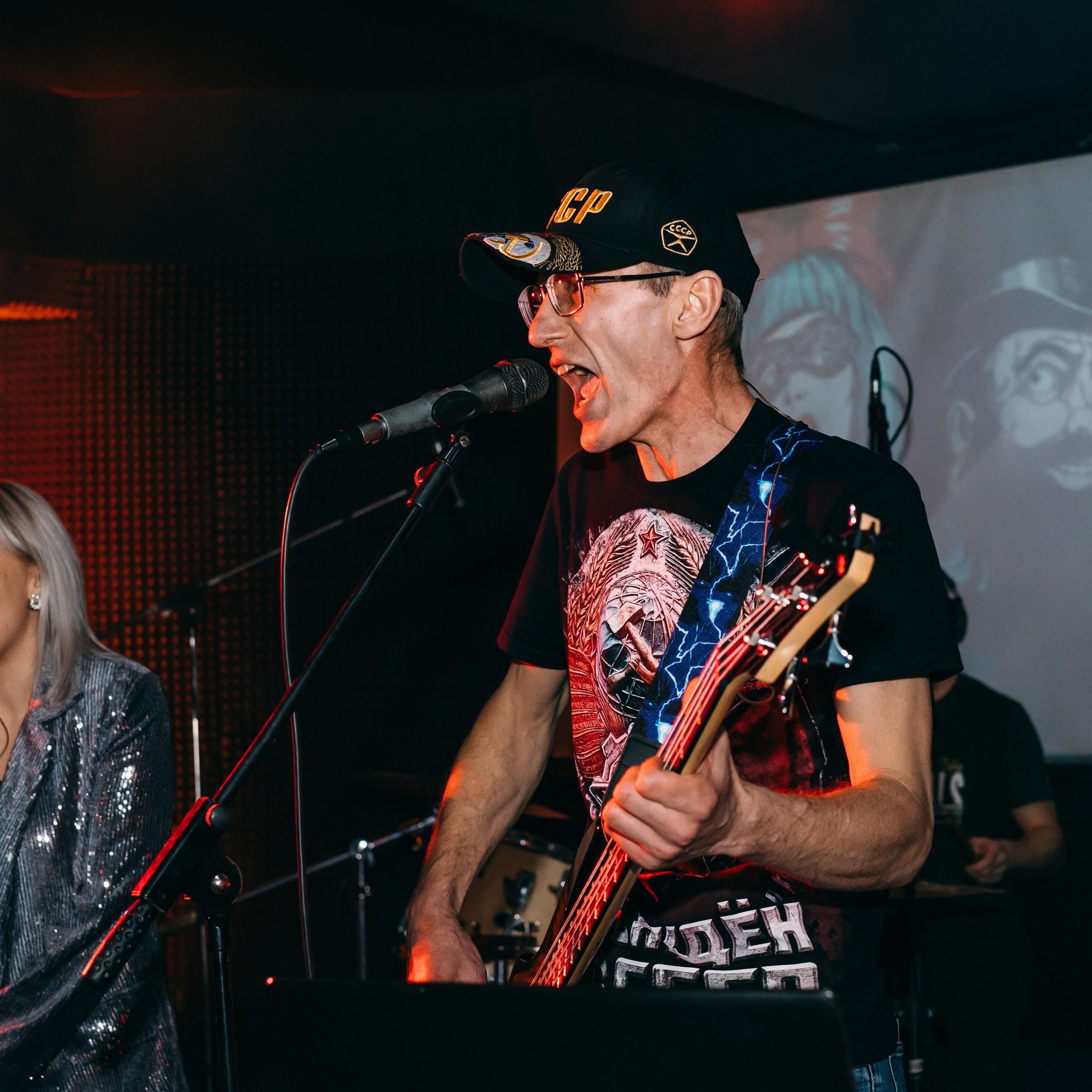 ДИСКОТЕКА В СТИЛЕ 90-Х С РОК-СЕМЬЁЙ. Фотограф в Воронеже Ксения Князева