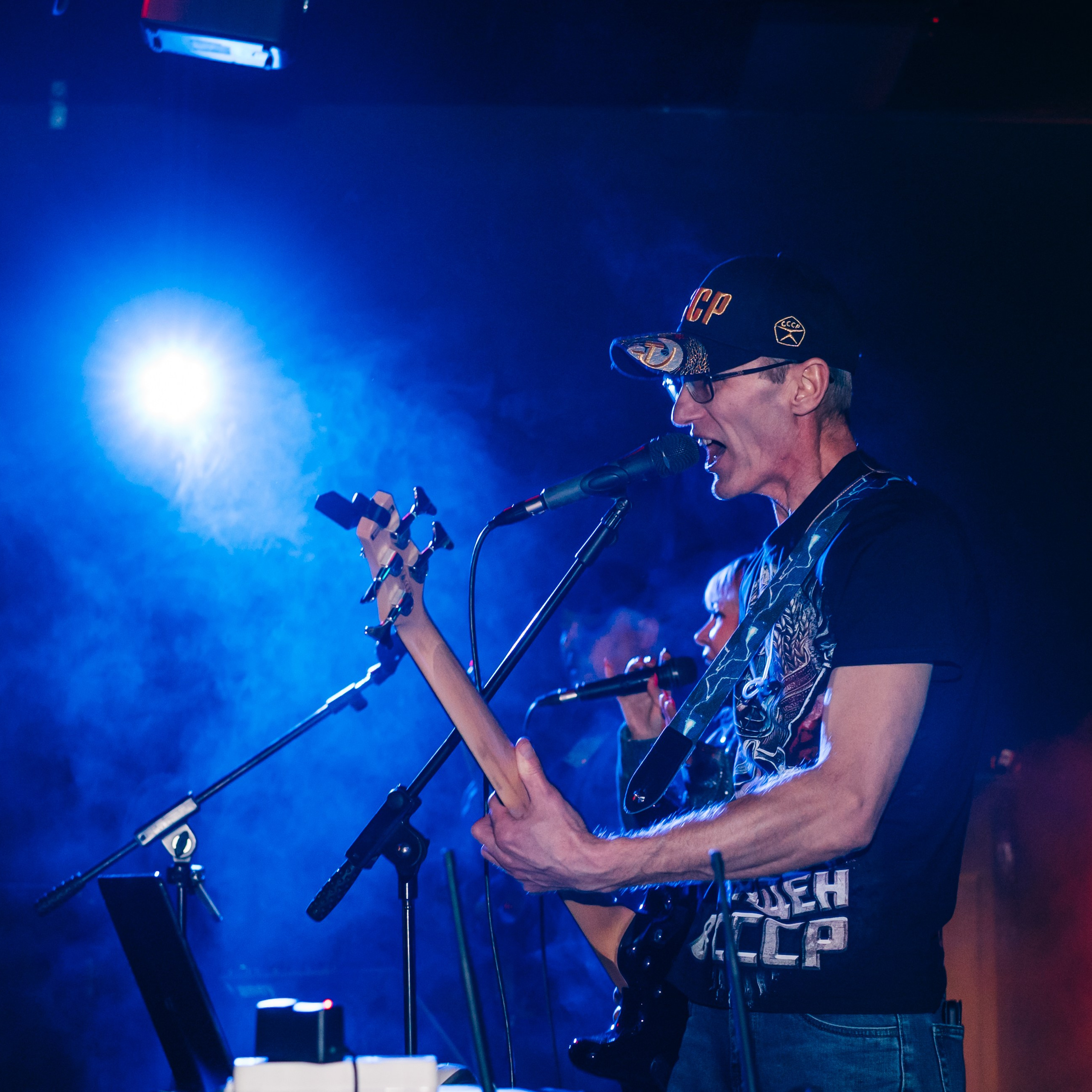 ДИСКОТЕКА В СТИЛЕ 90-Х С РОК-СЕМЬЁЙ. Фотограф в Воронеже Ксения Князева