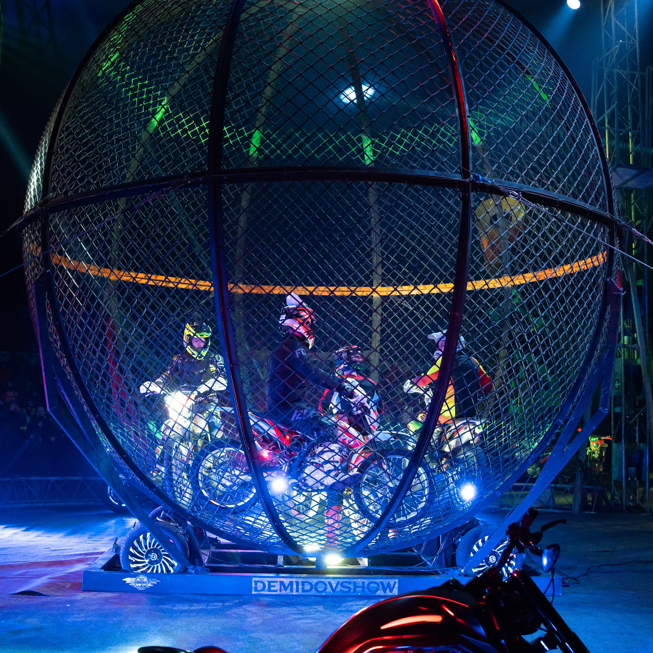 ЦИРК ДЕМИДОВЫХ. Фотограф в Воронеже Ксения Князева