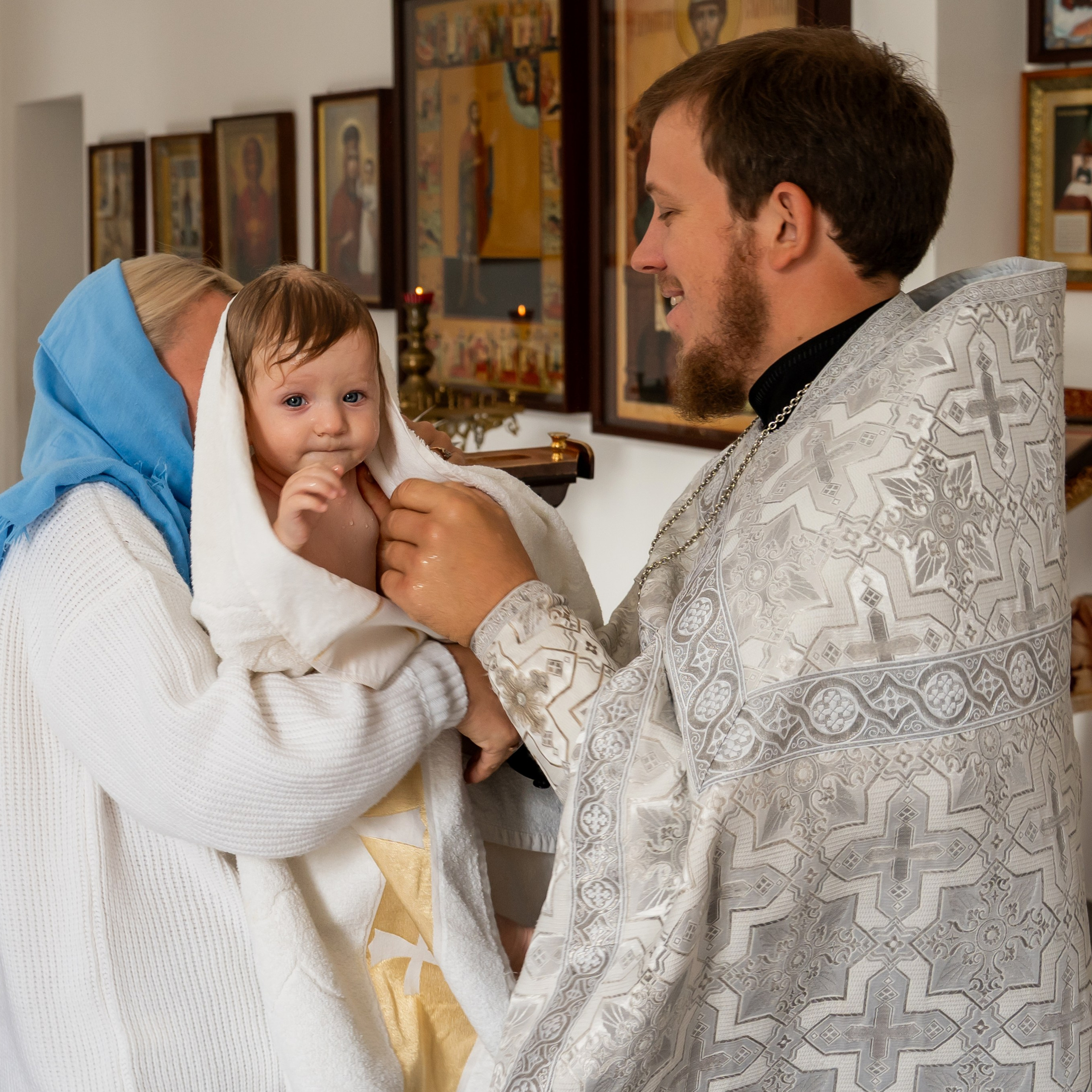КРЕЩЕНИЕ МИРОСЛАВЫ В ЦЕРКВИ СПАСА ВСЕМИЛОСТИВОГО. Фотограф в Воронеже Ксения Князева
