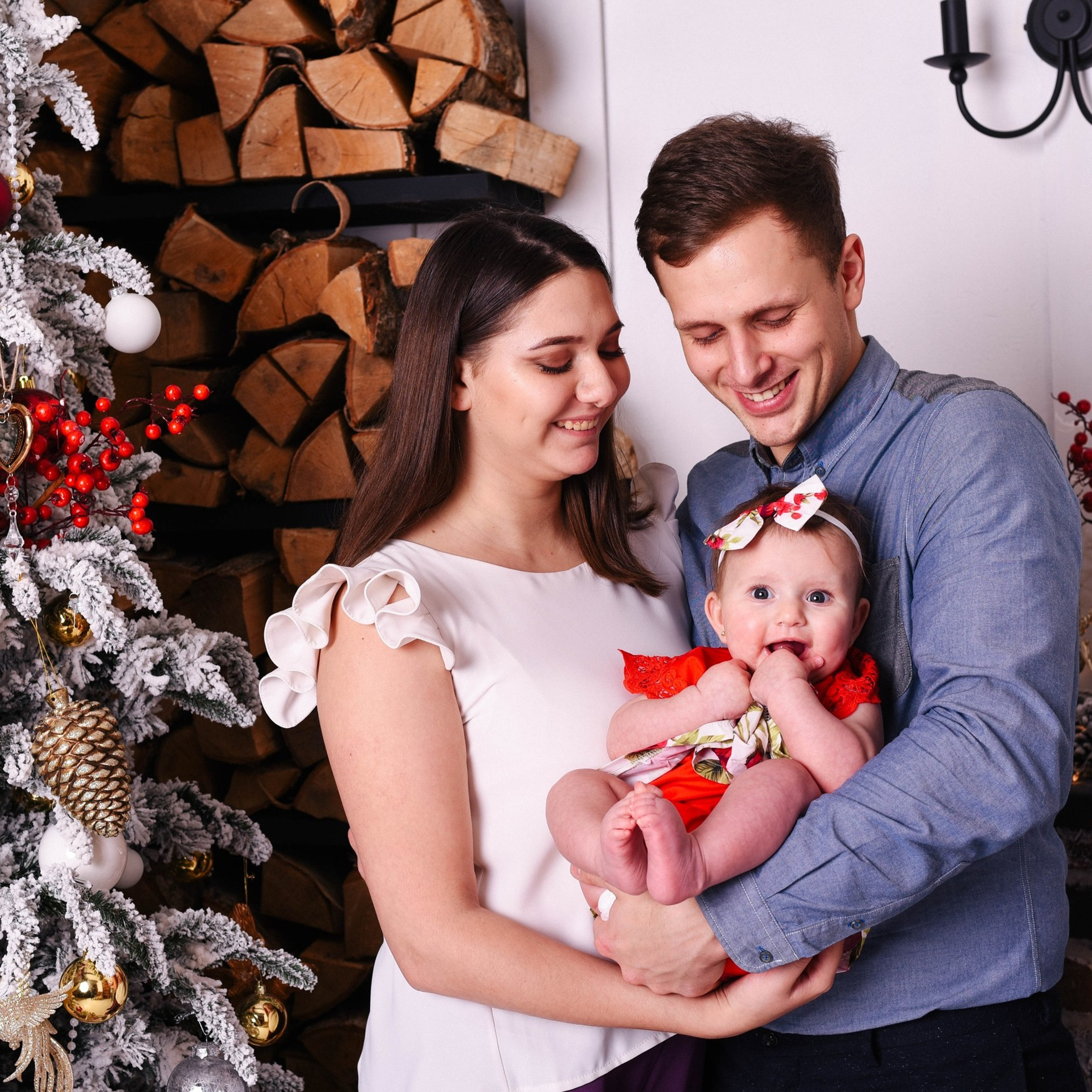 Виктория, Антон и Эмилия