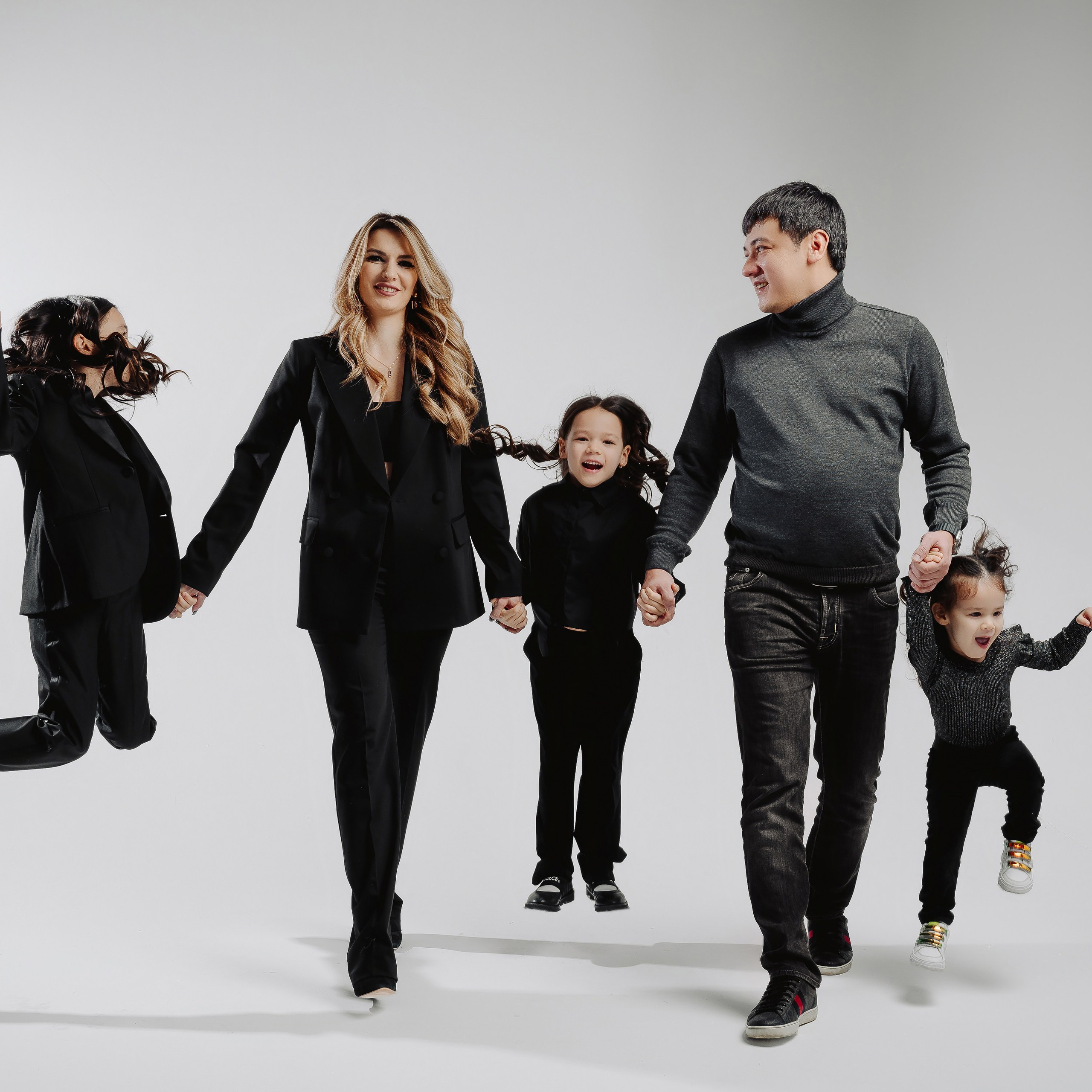 ВЕДУЩИЙ. Фотограф Вито Бурмасов | Москва