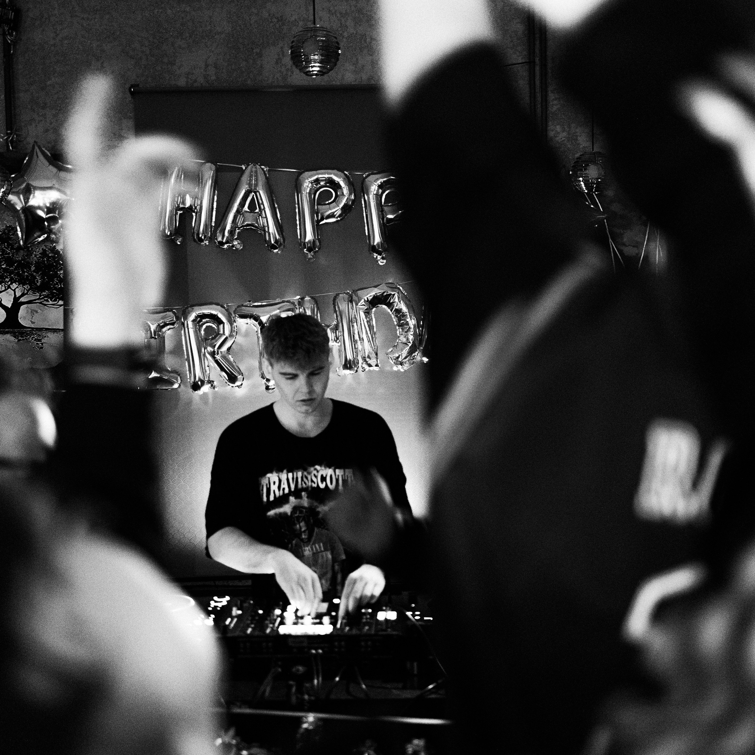 SBROD 011: WELCOME 2 COURCHAVEL. SBROD