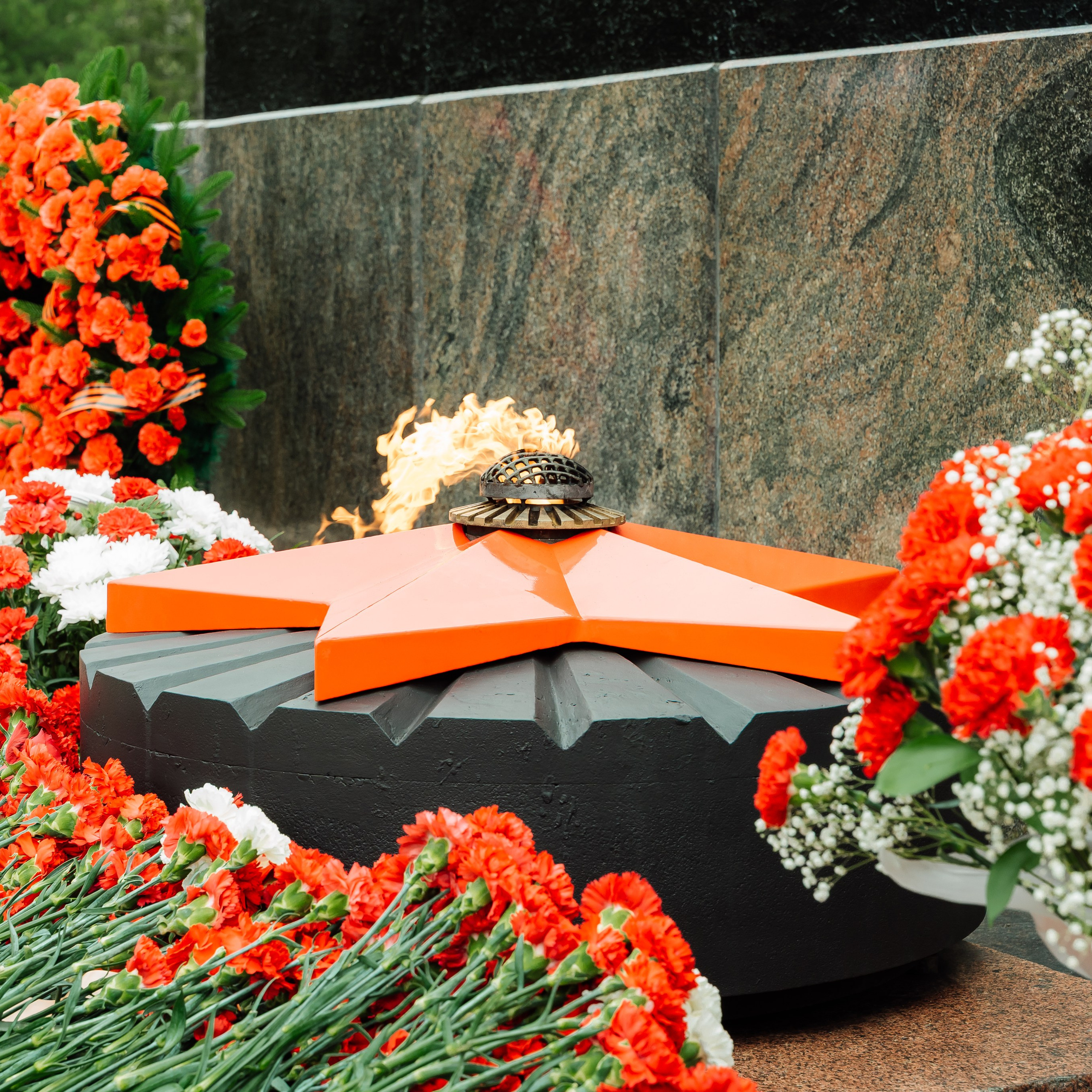 Возложение цветов, СБЕР