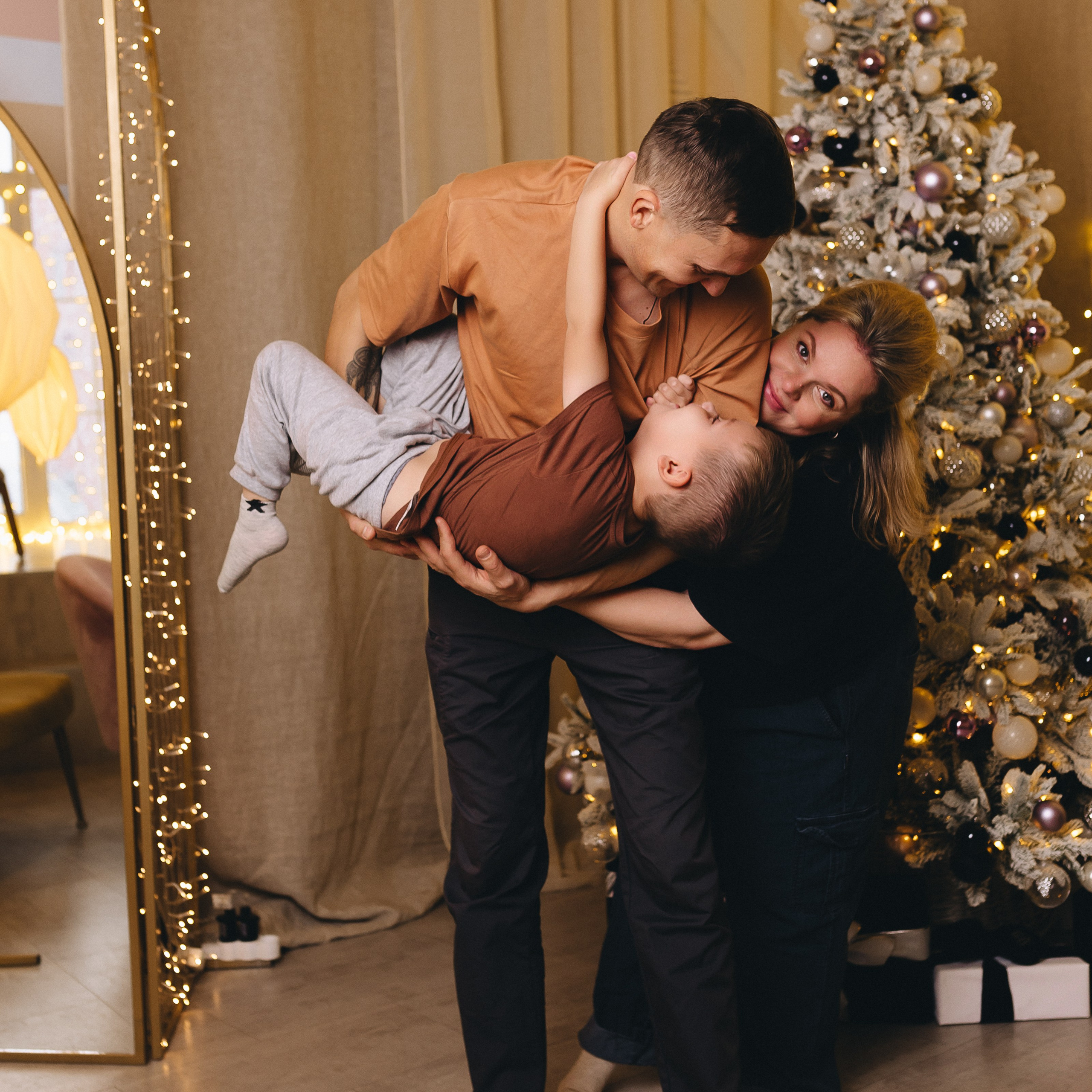 Семейный Фотограф Санкт-Петербурга | Диана Голенцова | Тёплые съёмки в Санкт-Петербурге