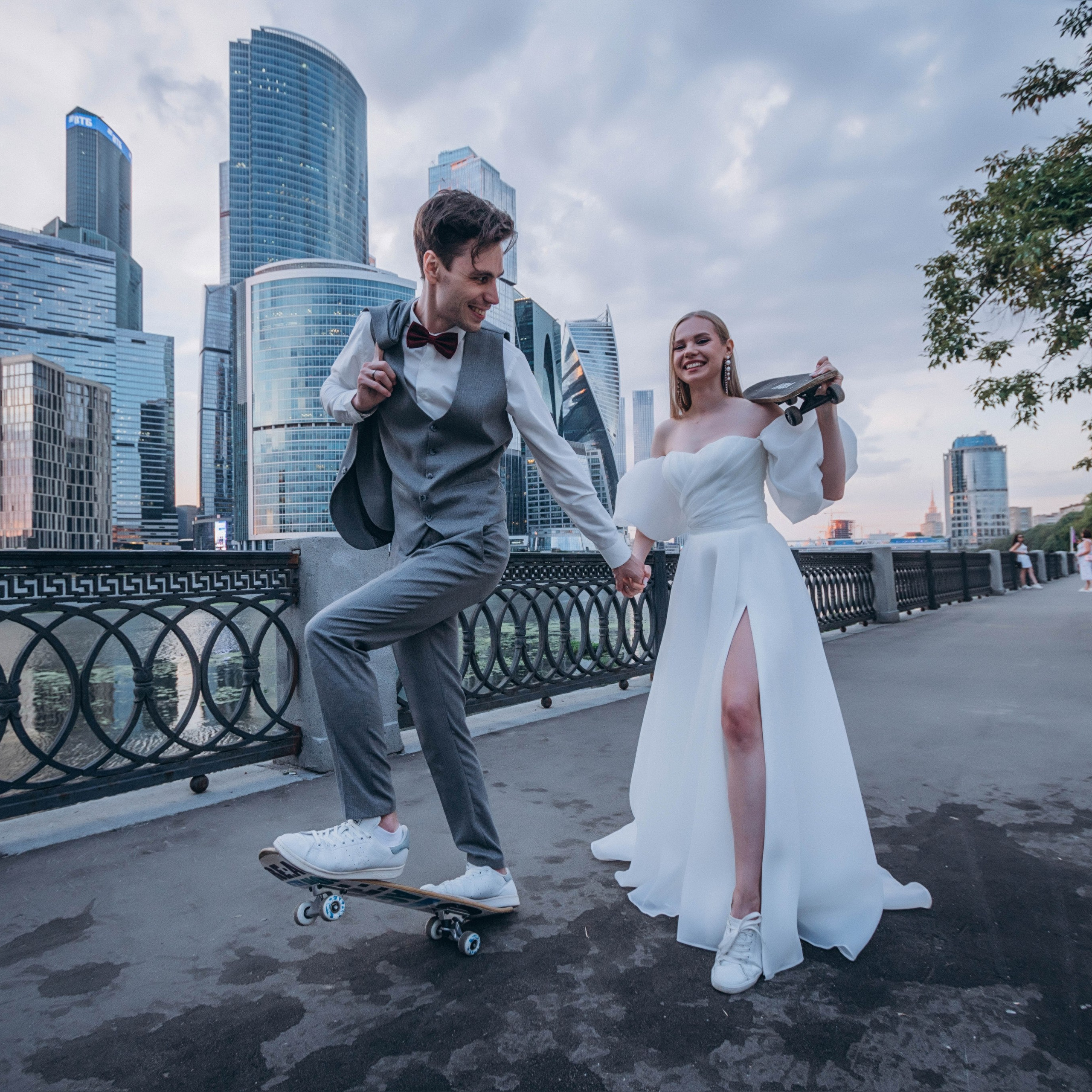 Маша и Виктор