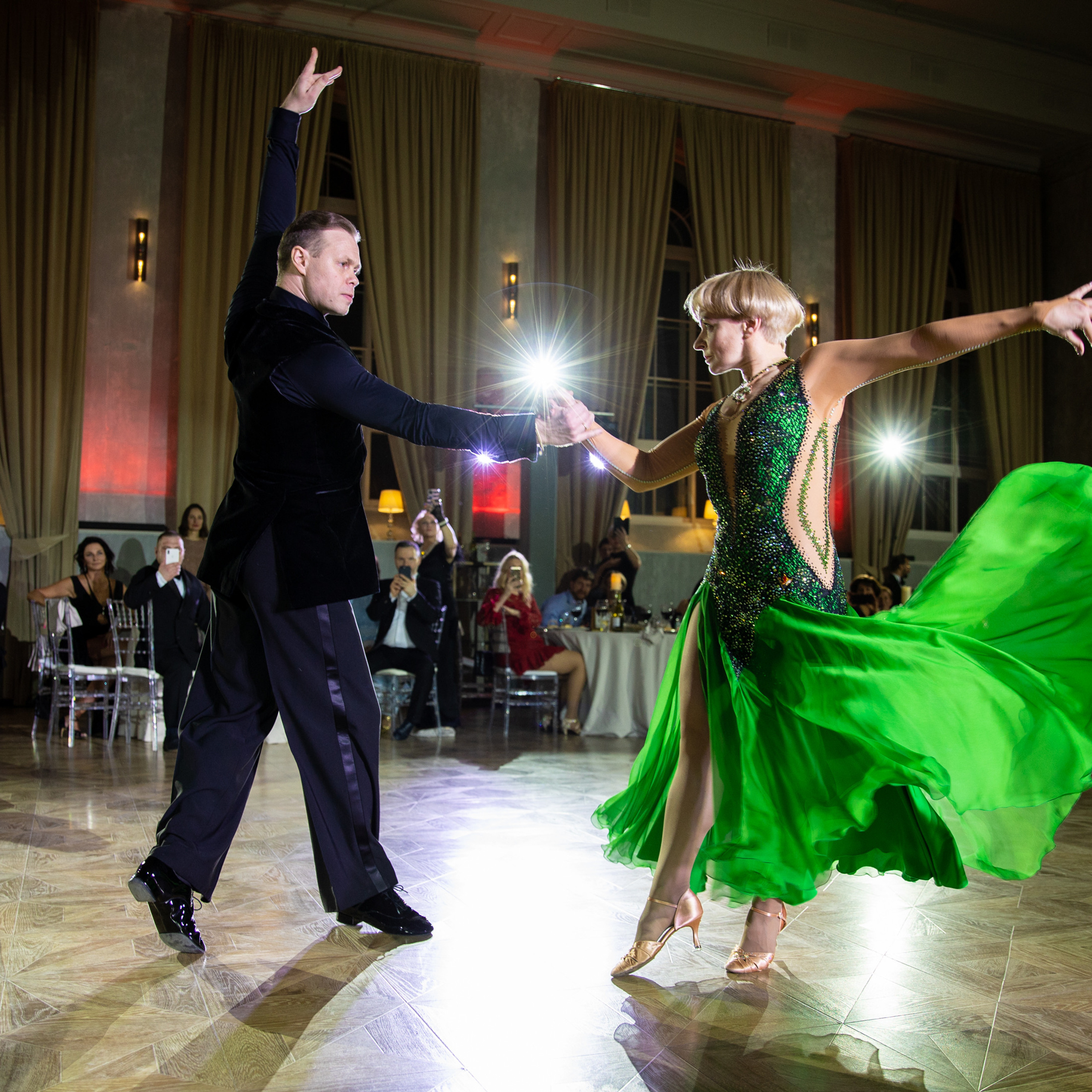 Весенний бал школы танцев: Talalay Dance