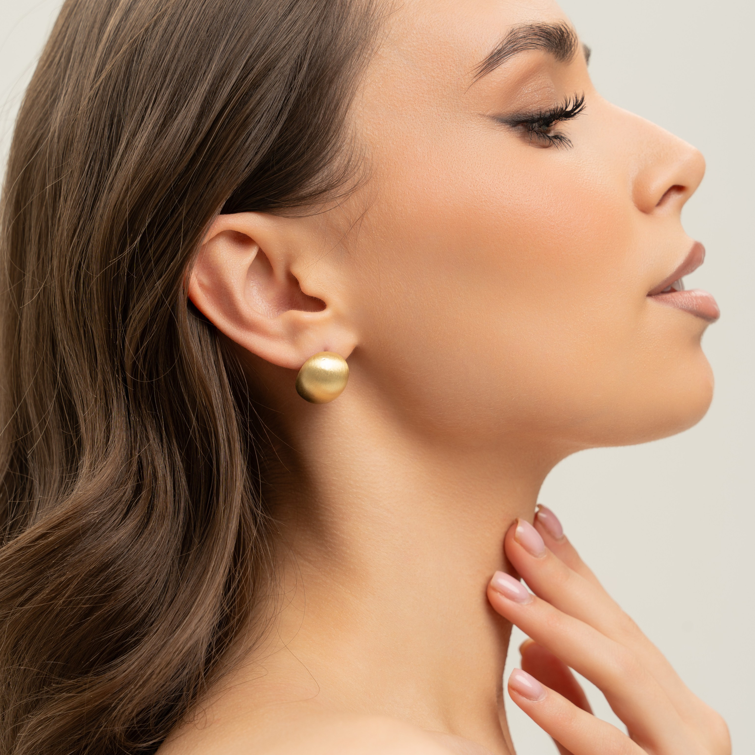 Украшения и аксессуары. Индивидуальные, предметные и сборные съемки в Санкт-Петербурге Okhman.studio