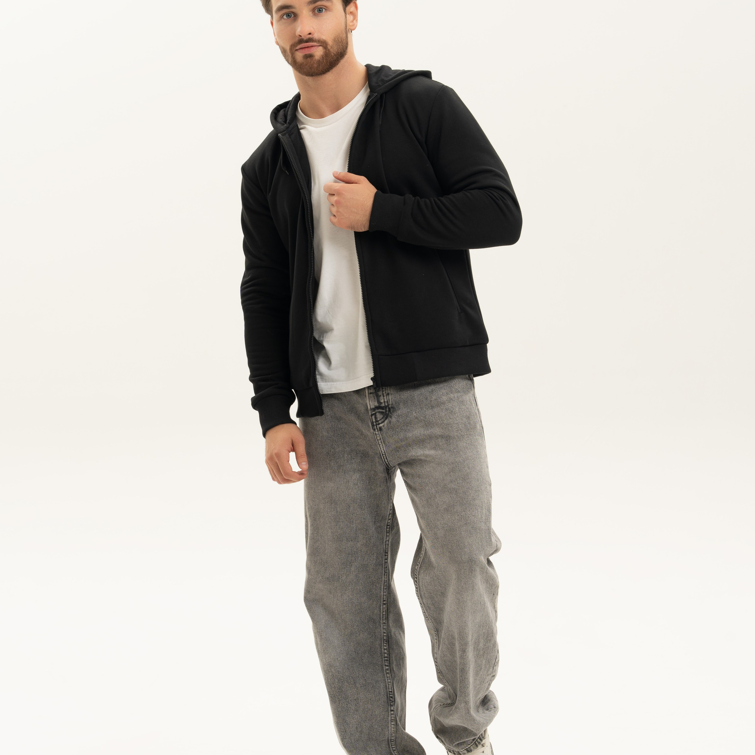 Одежда. Индивидуальные, предметные и сборные съемки в Санкт-Петербурге Okhman.studio