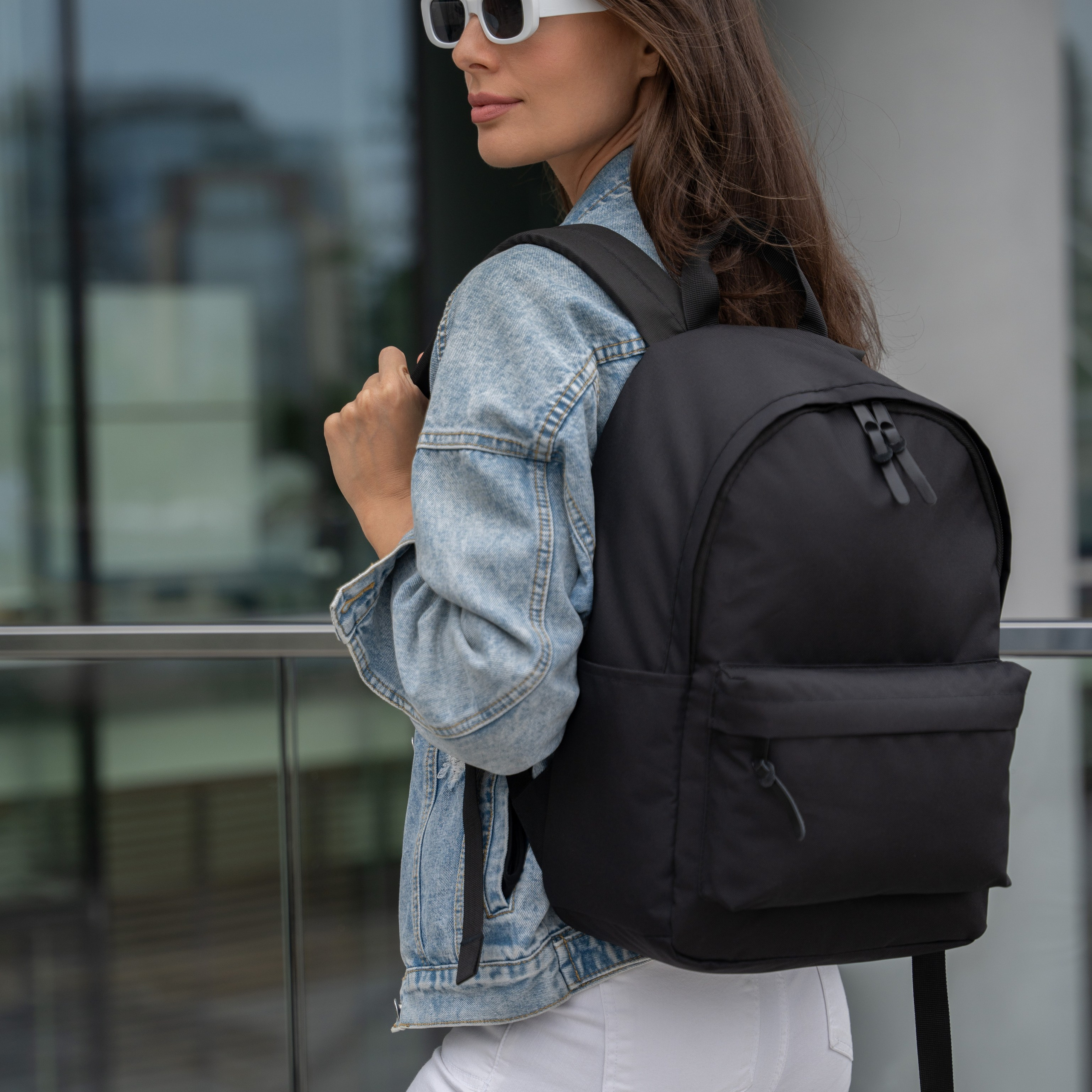 Съемка на улице. Индивидуальные, предметные и сборные съемки в Санкт-Петербурге Okhman.studio