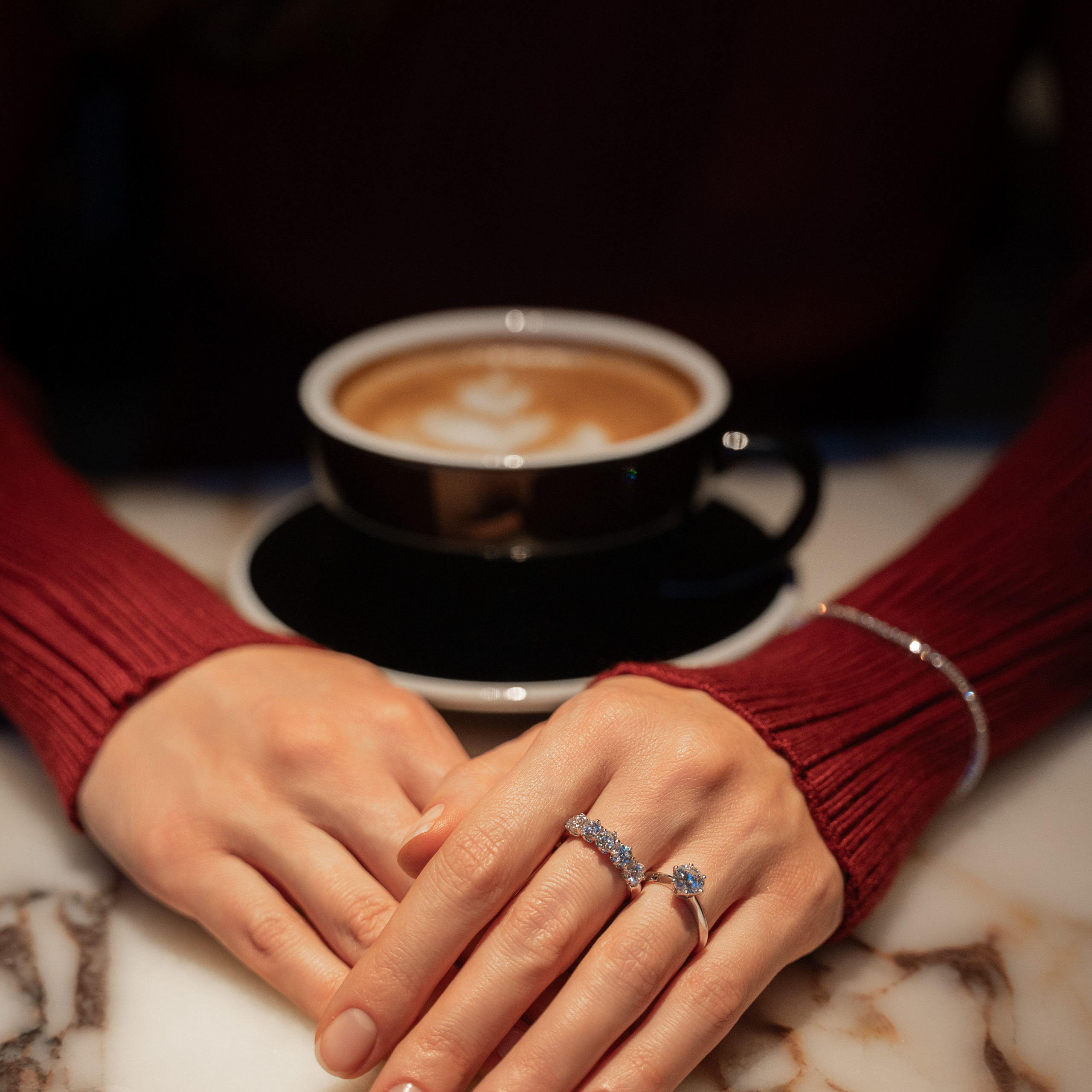 Индивидуальные съемки ювелирных украшений. Индивидуальные, предметные и сборные съемки в Санкт-Петербурге Okhman.studio