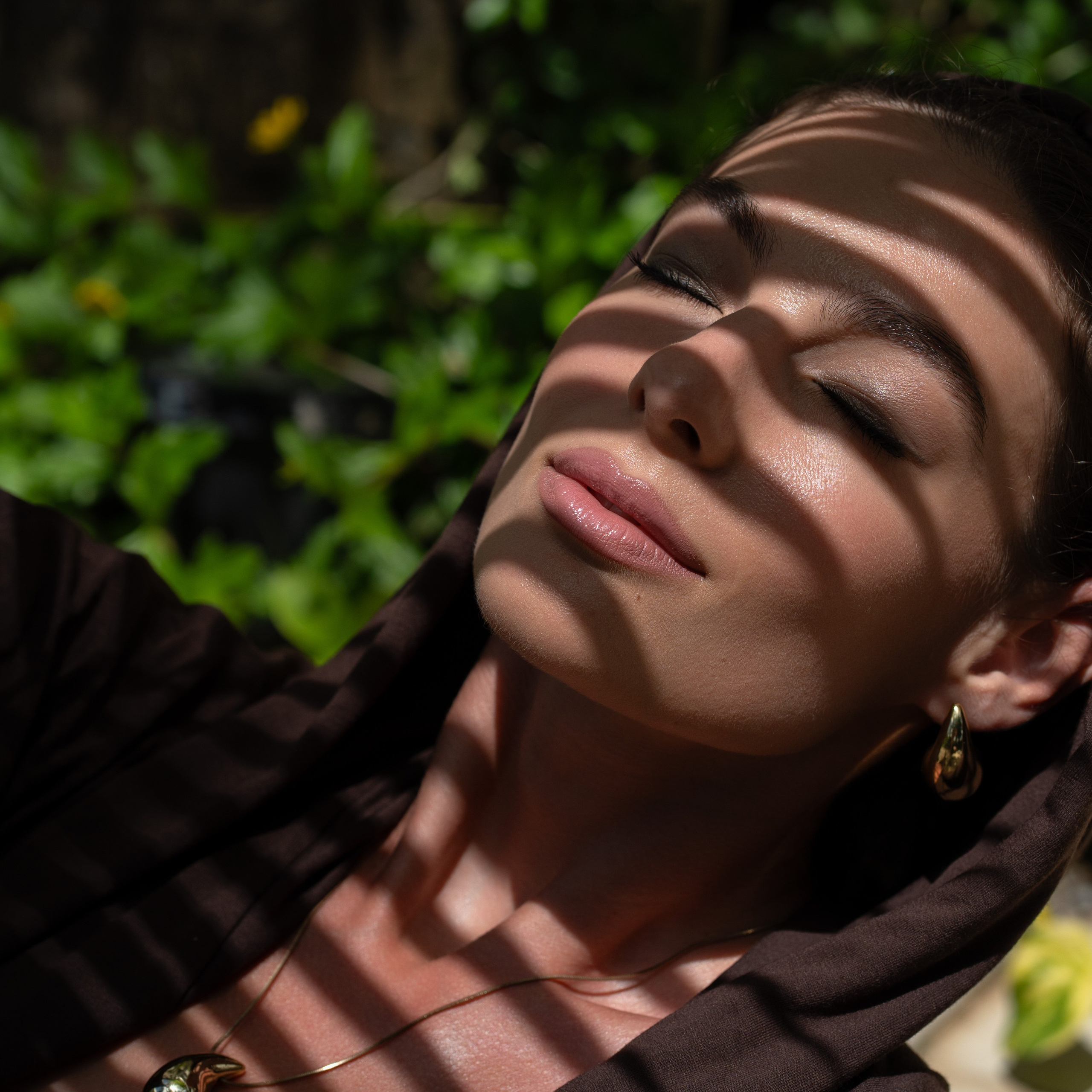 Съемка на улице. Индивидуальные, предметные и сборные съемки в Санкт-Петербурге Okhman.studio