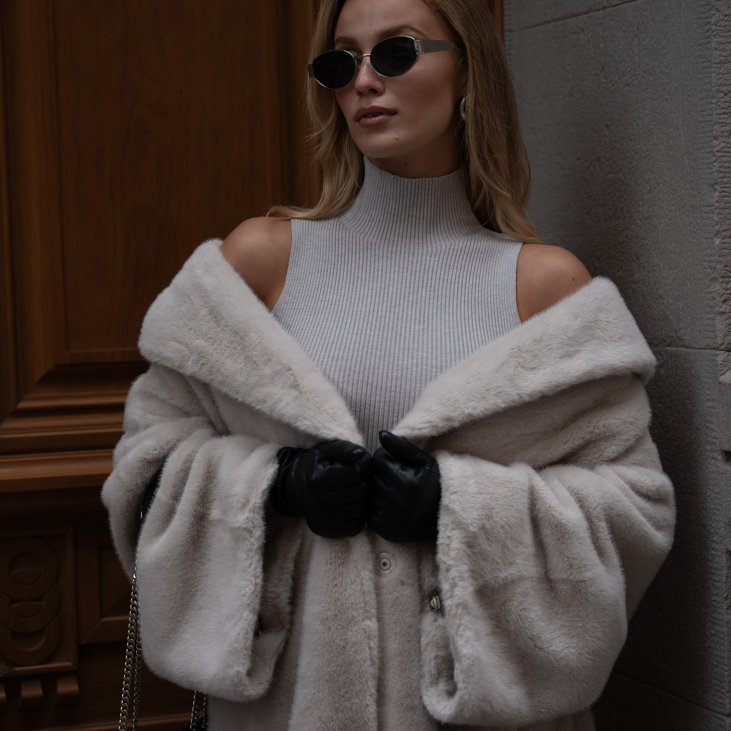 Съемка на улице. Индивидуальные, предметные и сборные съемки в Санкт-Петербурге Okhman.studio