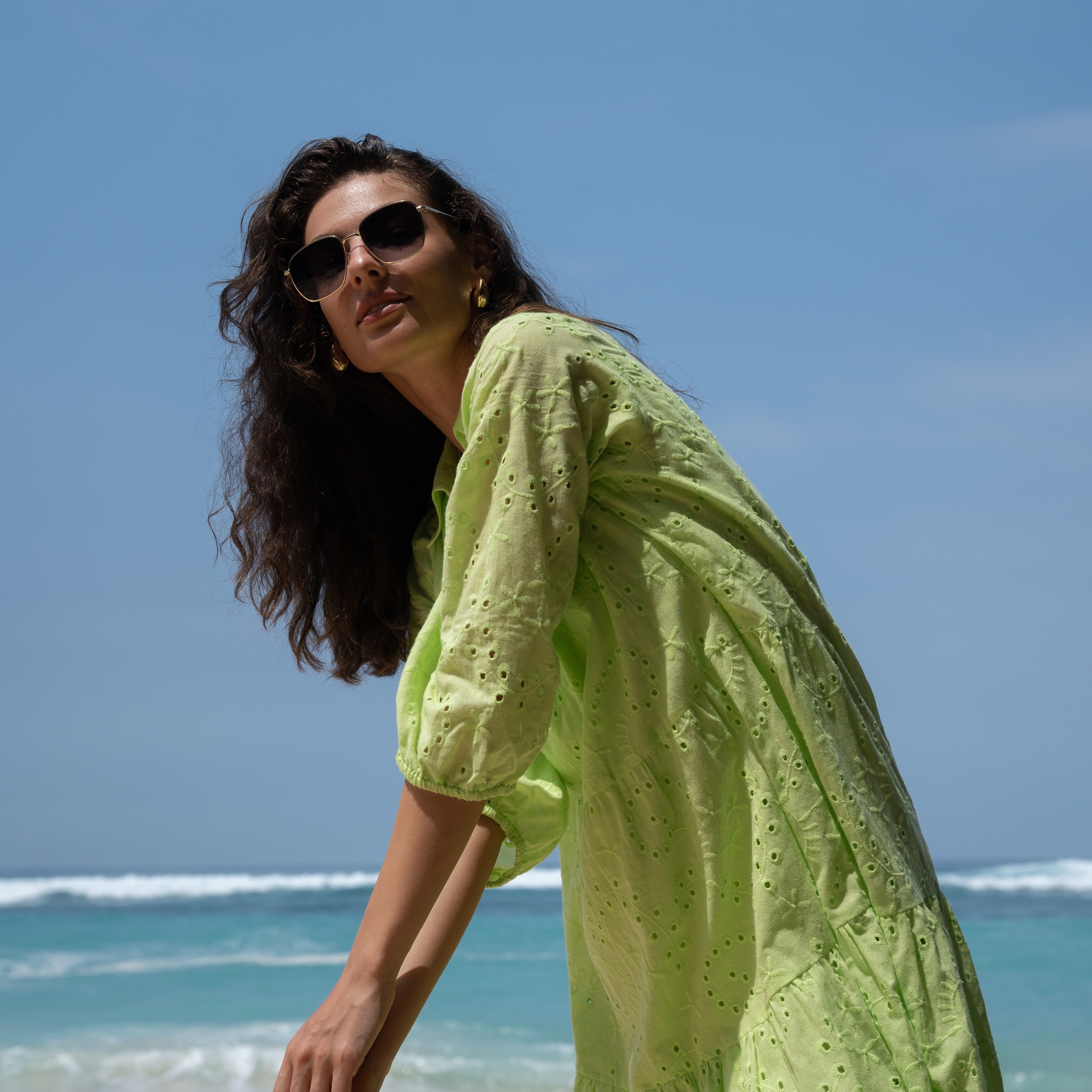 Съемка на улице. Индивидуальные, предметные и сборные съемки в Санкт-Петербурге Okhman.studio