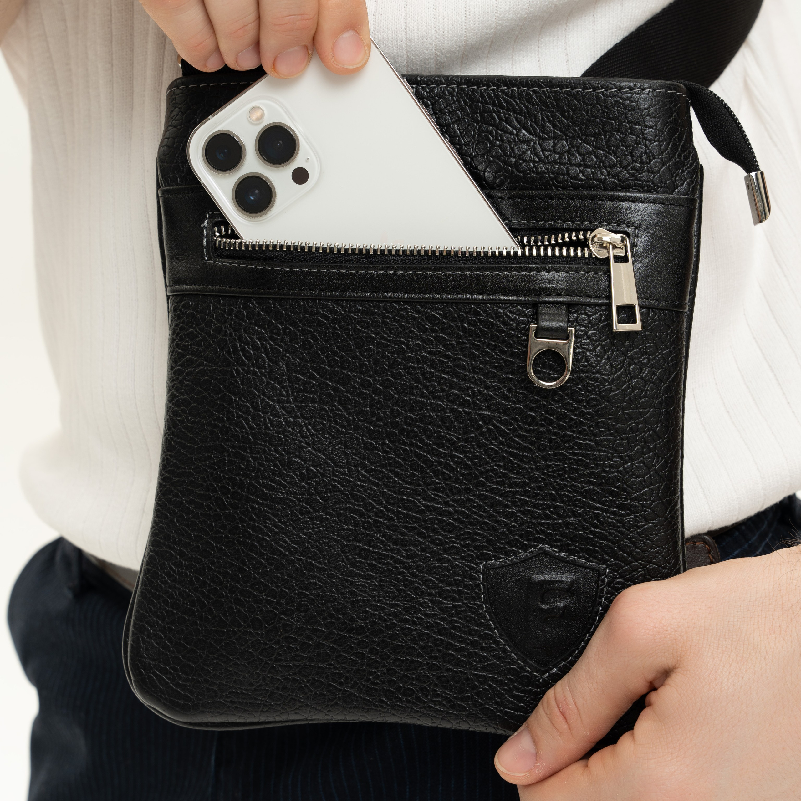 Сумки. Индивидуальные, предметные и сборные съемки в Санкт-Петербурге Okhman.studio