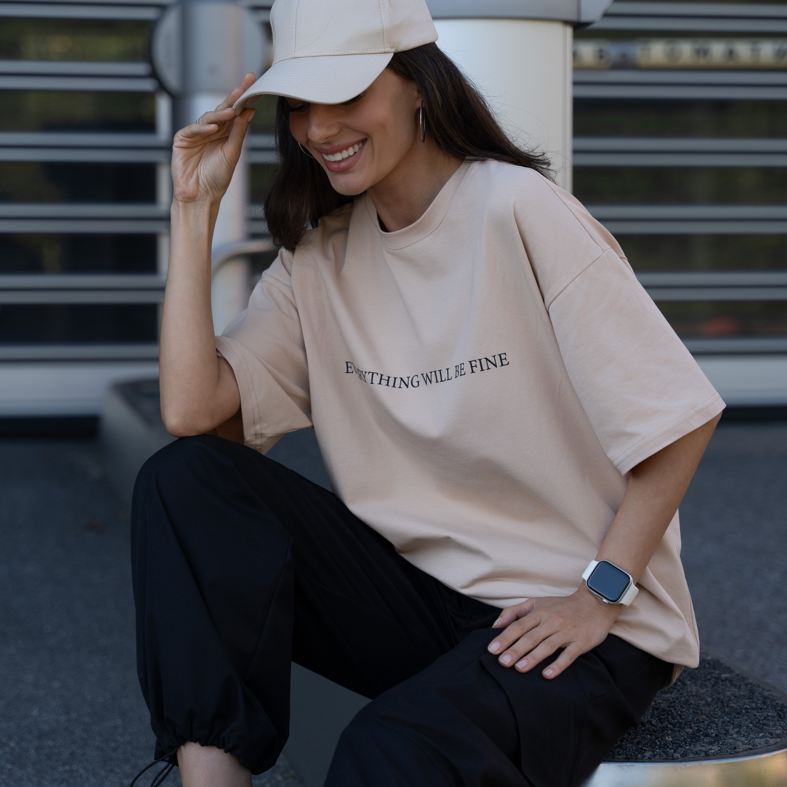 Съемка на улице. Индивидуальные, предметные и сборные съемки в Санкт-Петербурге Okhman.studio