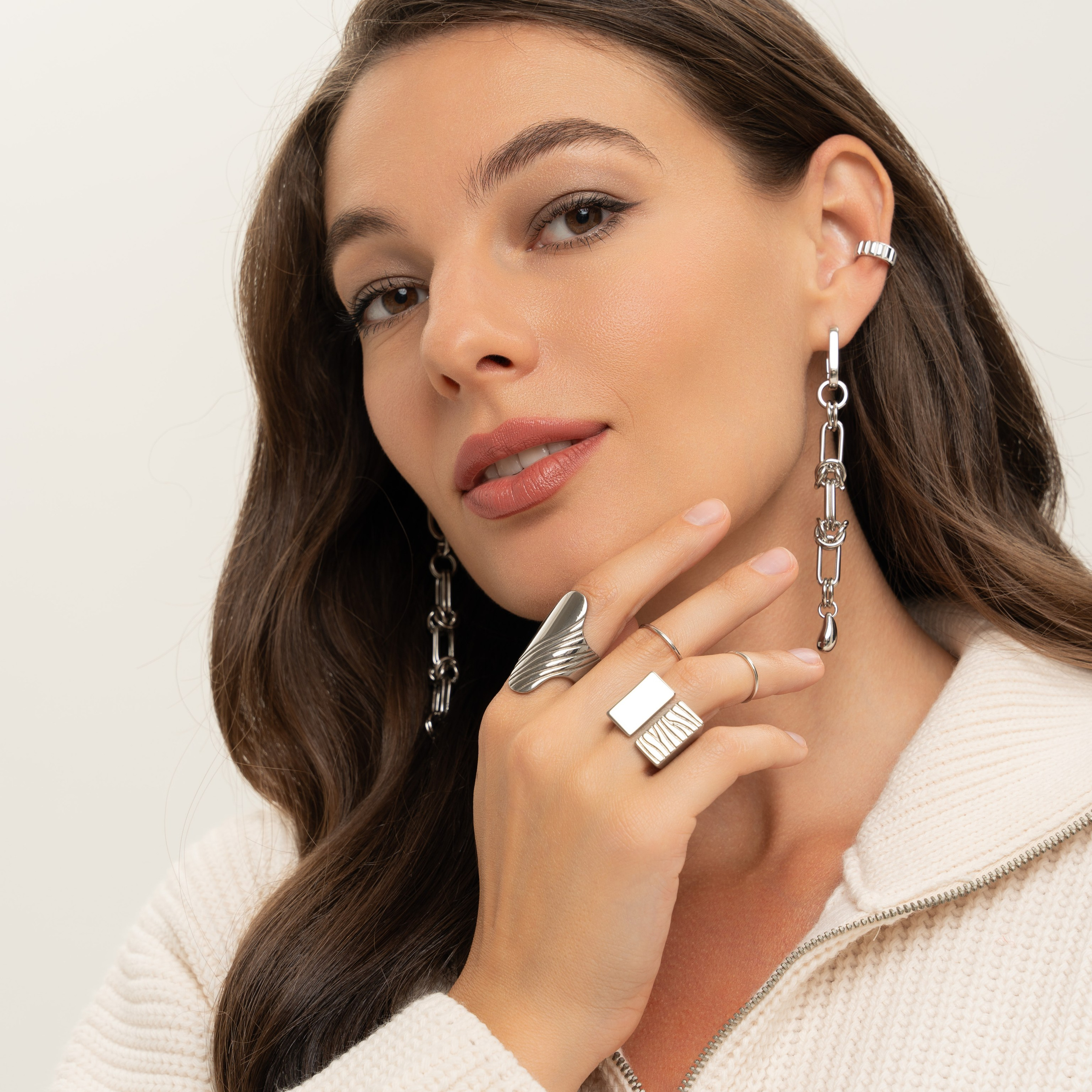 Индивидуальные съемки ювелирных украшений. Индивидуальные, предметные и сборные съемки в Санкт-Петербурге Okhman.studio