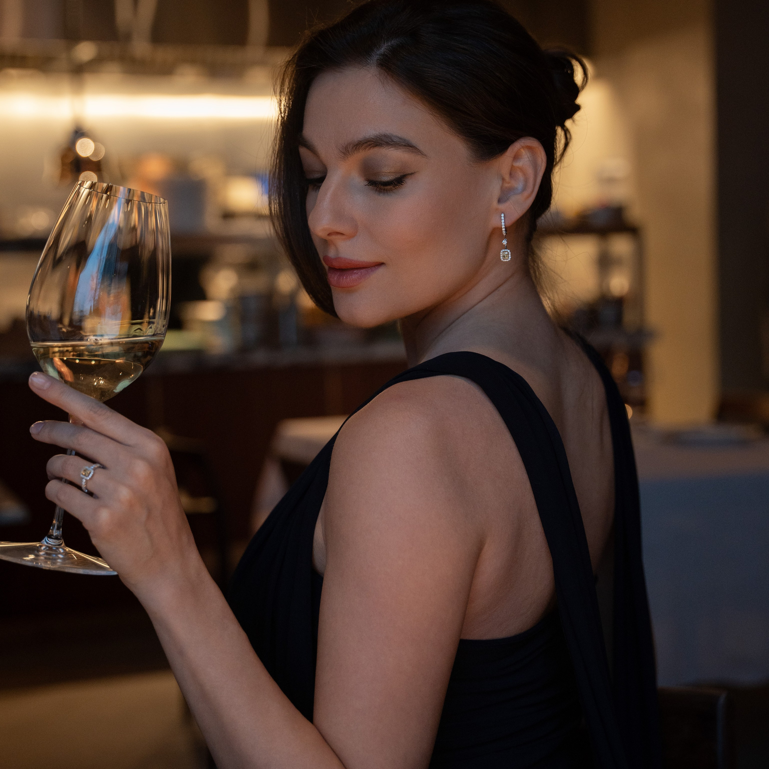 Индивидуальные съемки ювелирных украшений. Индивидуальные, предметные и сборные съемки в Санкт-Петербурге Okhman.studio