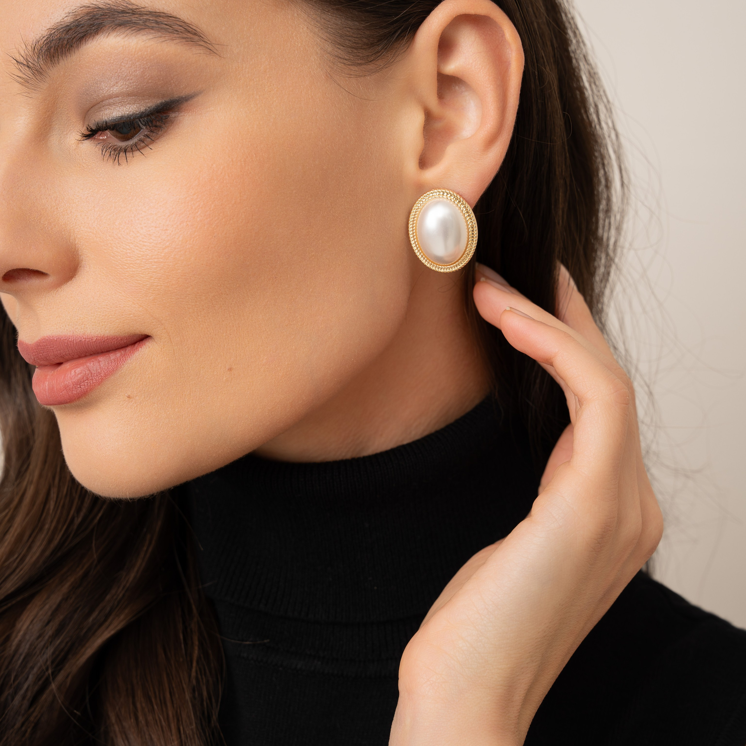 Украшения и аксессуары. Индивидуальные, предметные и сборные съемки в Санкт-Петербурге Okhman.studio