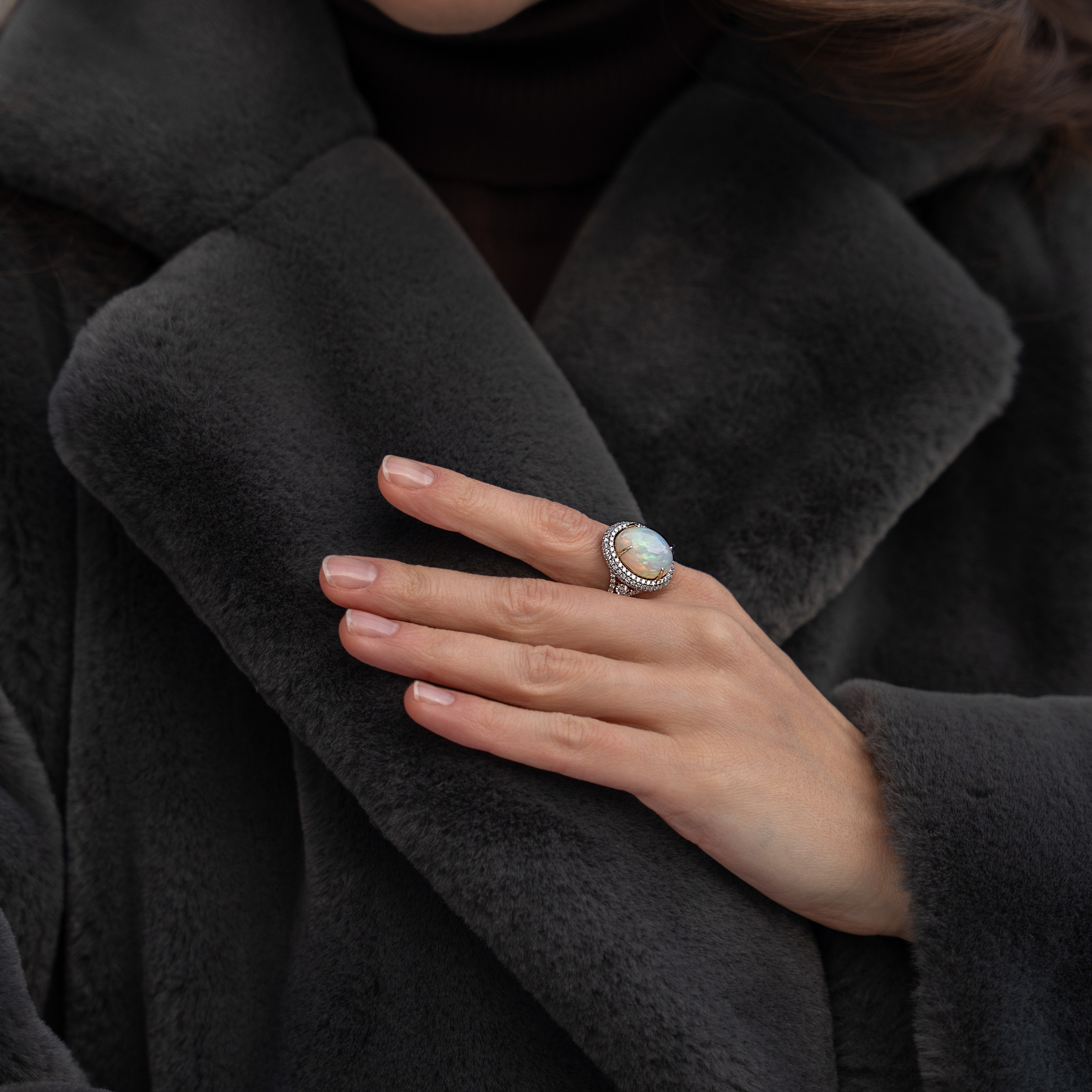 Индивидуальные съемки ювелирных украшений. Индивидуальные, предметные и сборные съемки в Санкт-Петербурге Okhman.studio