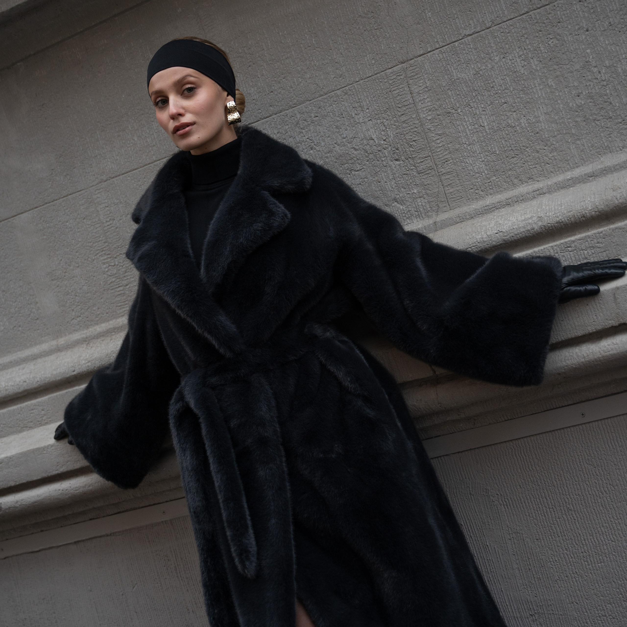 Съемка на улице. Индивидуальные, предметные и сборные съемки в Санкт-Петербурге Okhman.studio