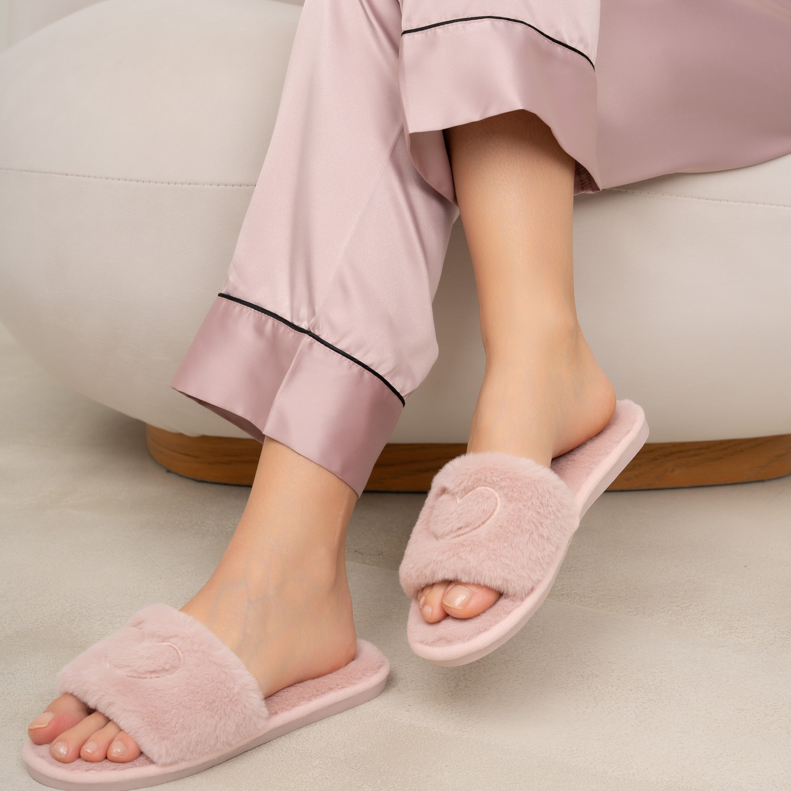 Обувь. Индивидуальные, предметные и сборные съемки в Санкт-Петербурге Okhman.studio