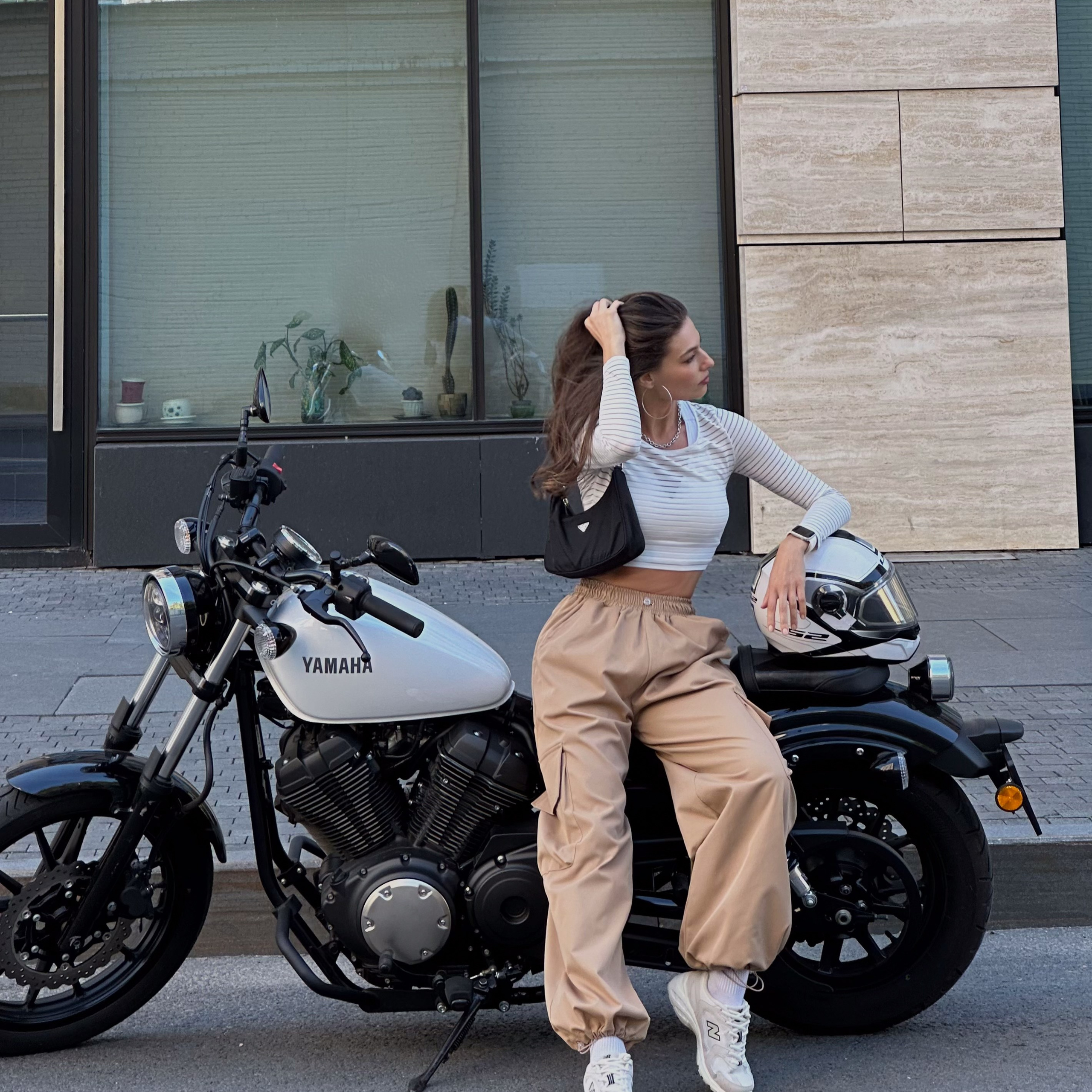 Съемка на улице. Индивидуальные, предметные и сборные съемки в Санкт-Петербурге Okhman.studio