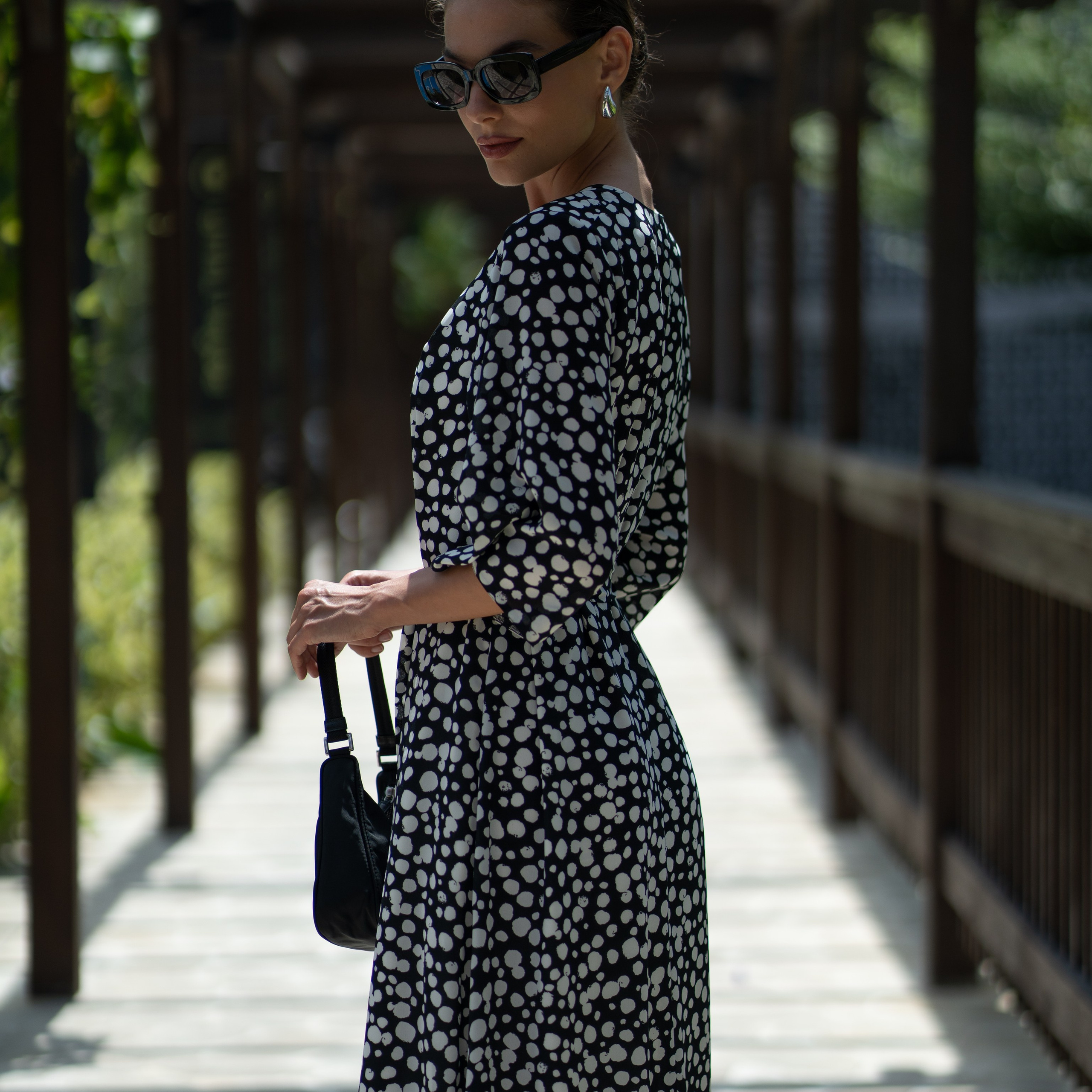 Съемка на улице. Индивидуальные, предметные и сборные съемки в Санкт-Петербурге Okhman.studio