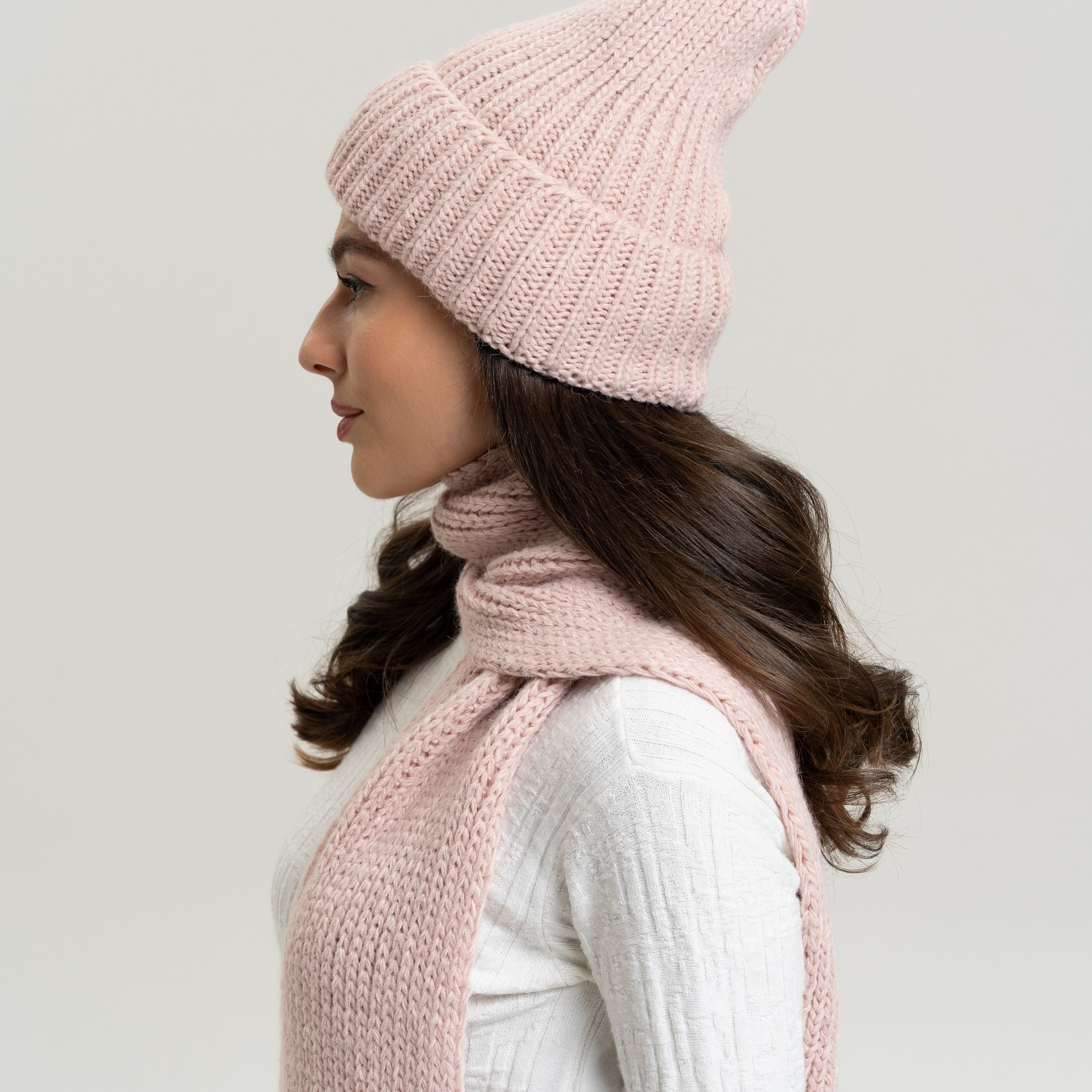 Украшения и аксессуары. Индивидуальные, предметные и сборные съемки в Санкт-Петербурге Okhman.studio