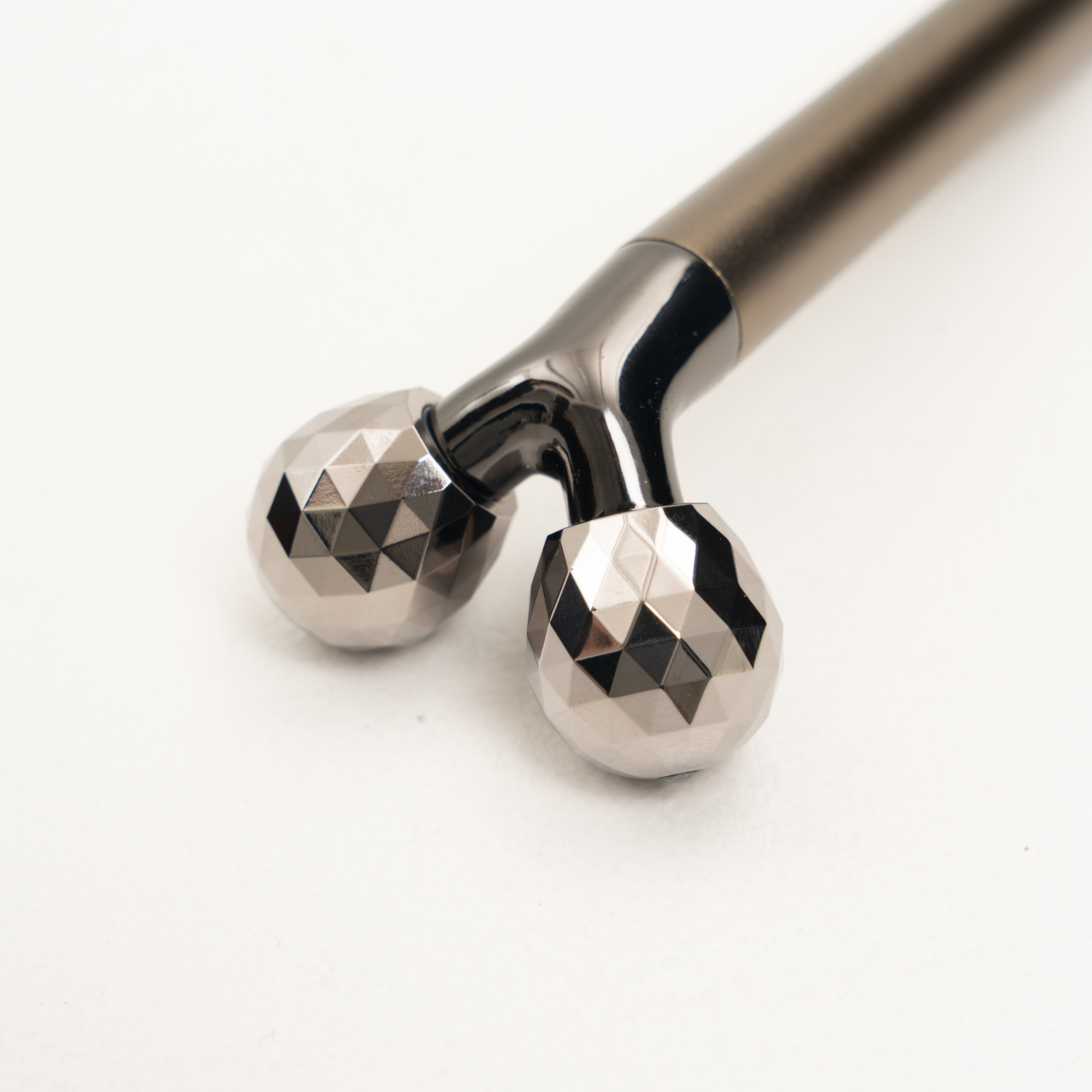 Предметная сьемка. Индивидуальные, предметные и сборные съемки в Санкт-Петербурге Okhman.studio