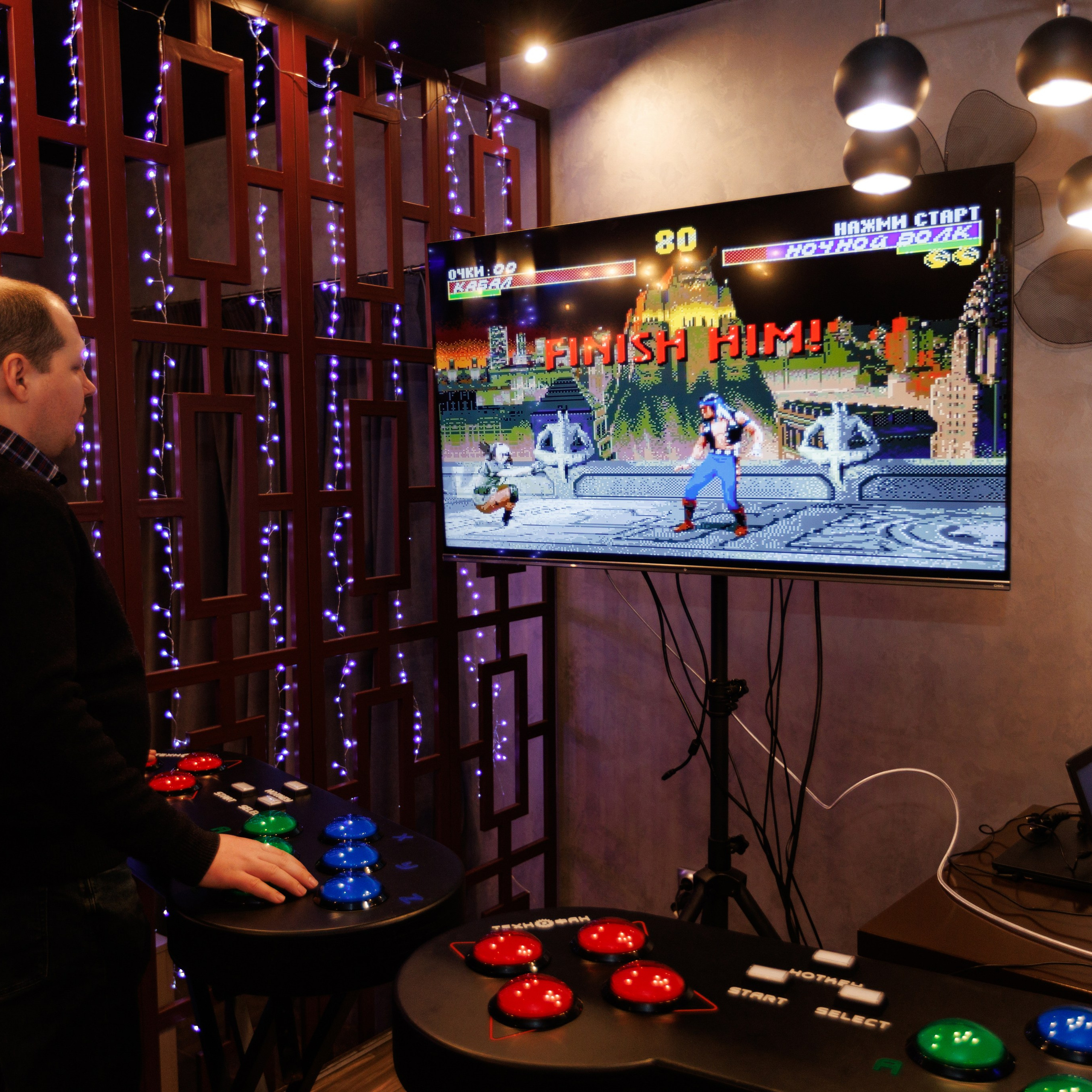 Новогодняя вечеринка в стиле 90-х для компании СПГ. Event-агентство «Апельсин» Ижевск