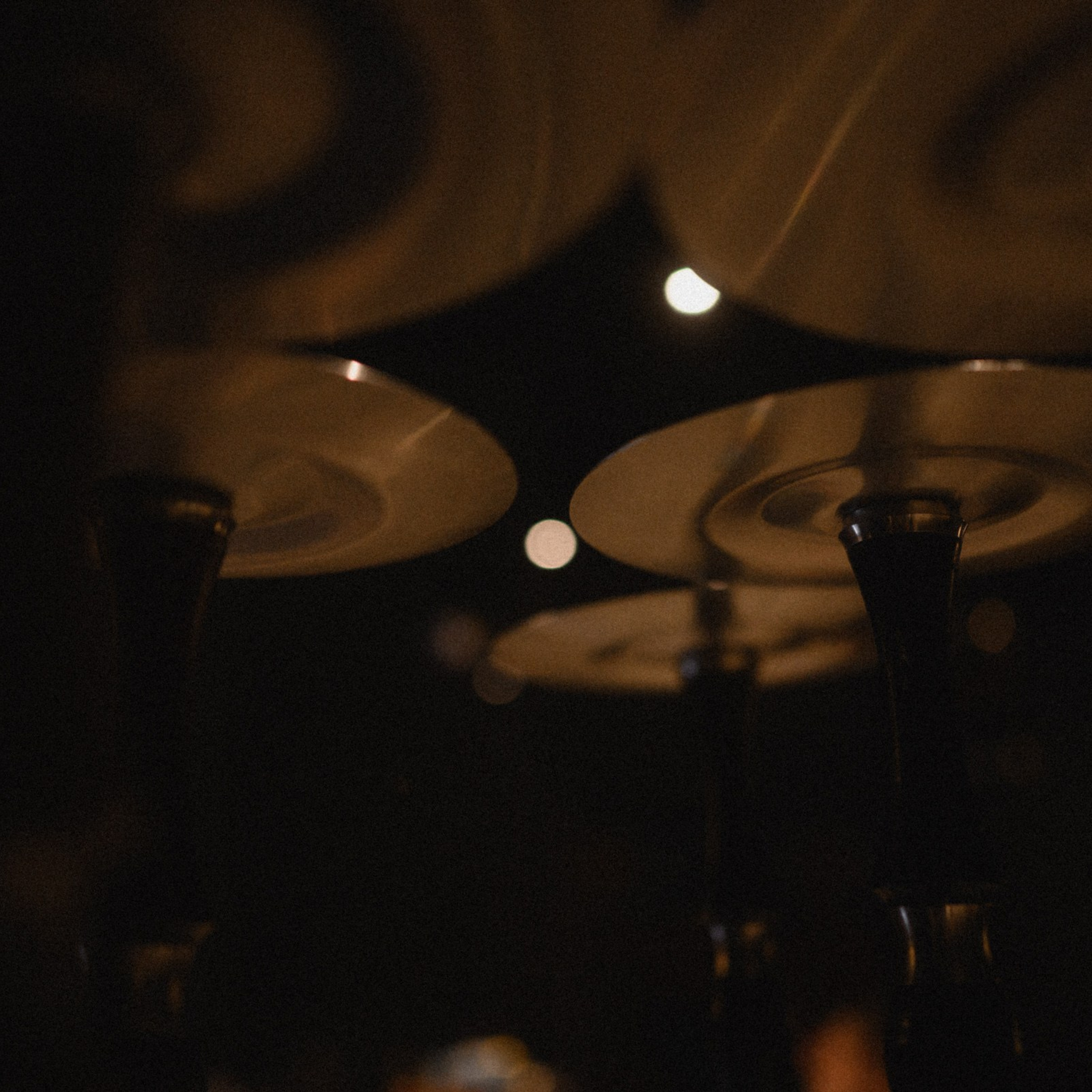 Семейное застолье, только в кальяшке.