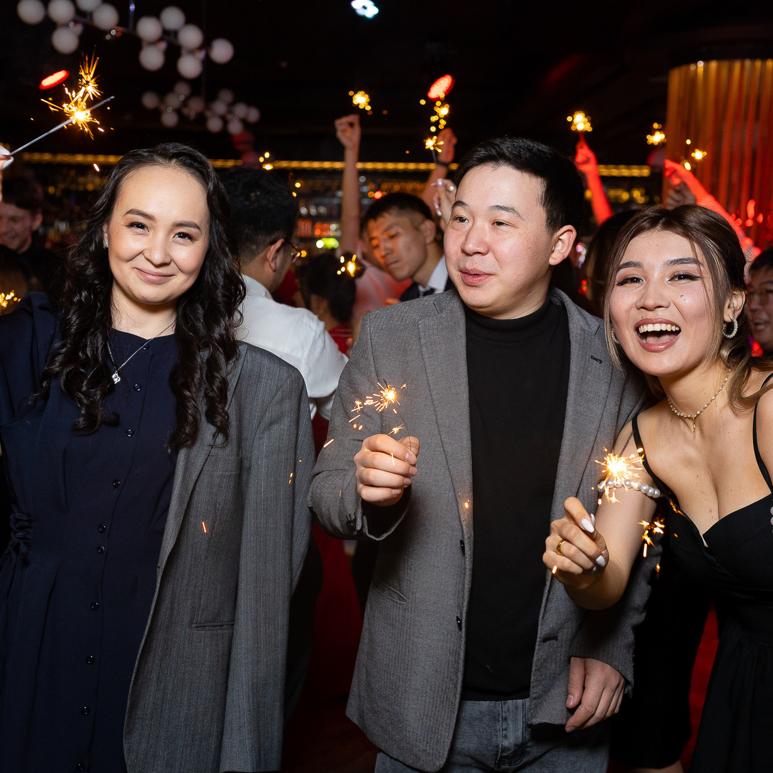 Отзывы. MIKHAIL VASSILYEV — Свадебный и Репортажный фотограф в Алматы