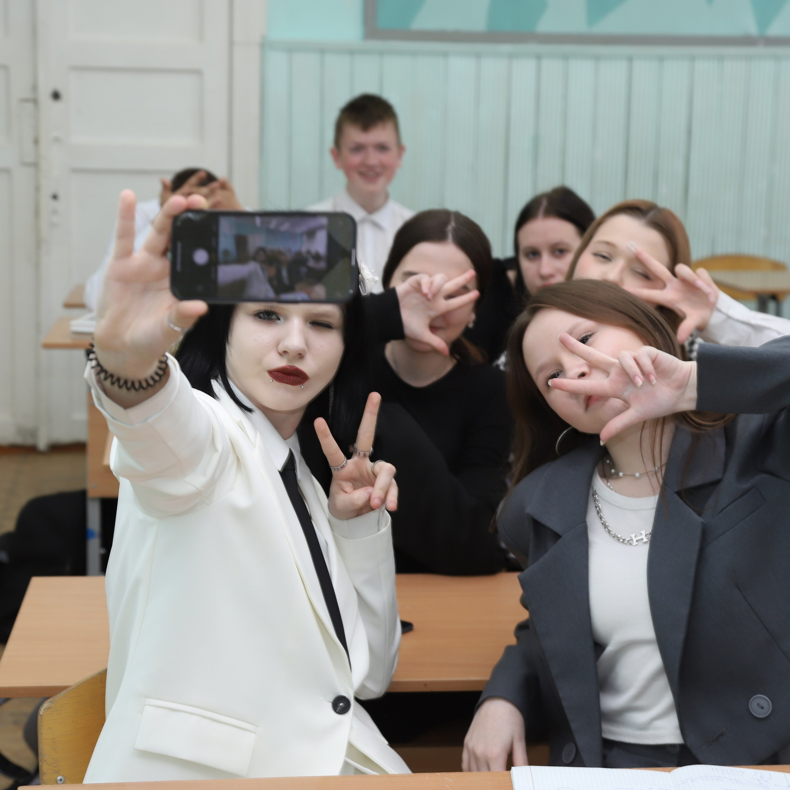 Старшие классы. Выпускные фотоальбомы для детских садов и школ от Елены Пушкаревой.г.Воткинск