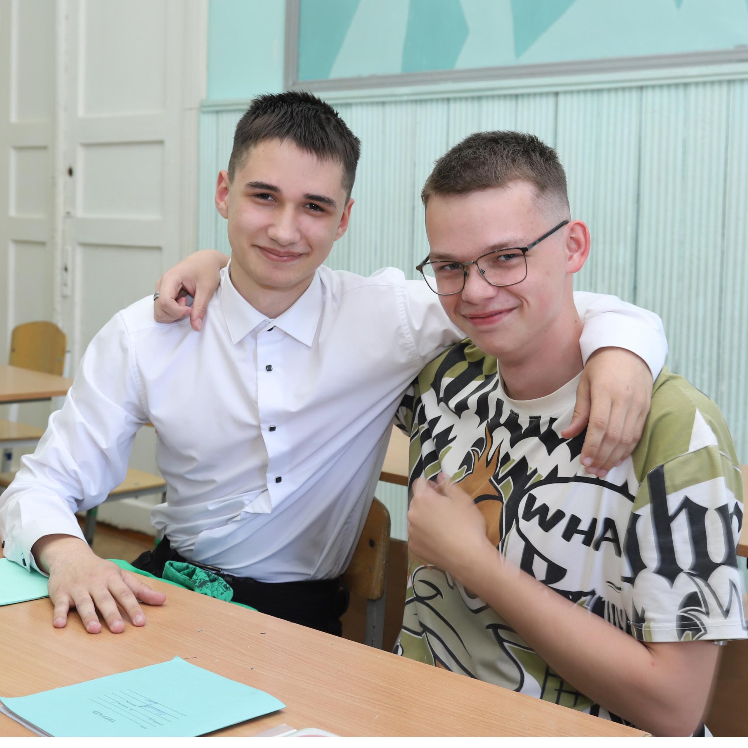 Старшие классы. Выпускные фотоальбомы для детских садов и школ от Елены Пушкаревой.г.Воткинск