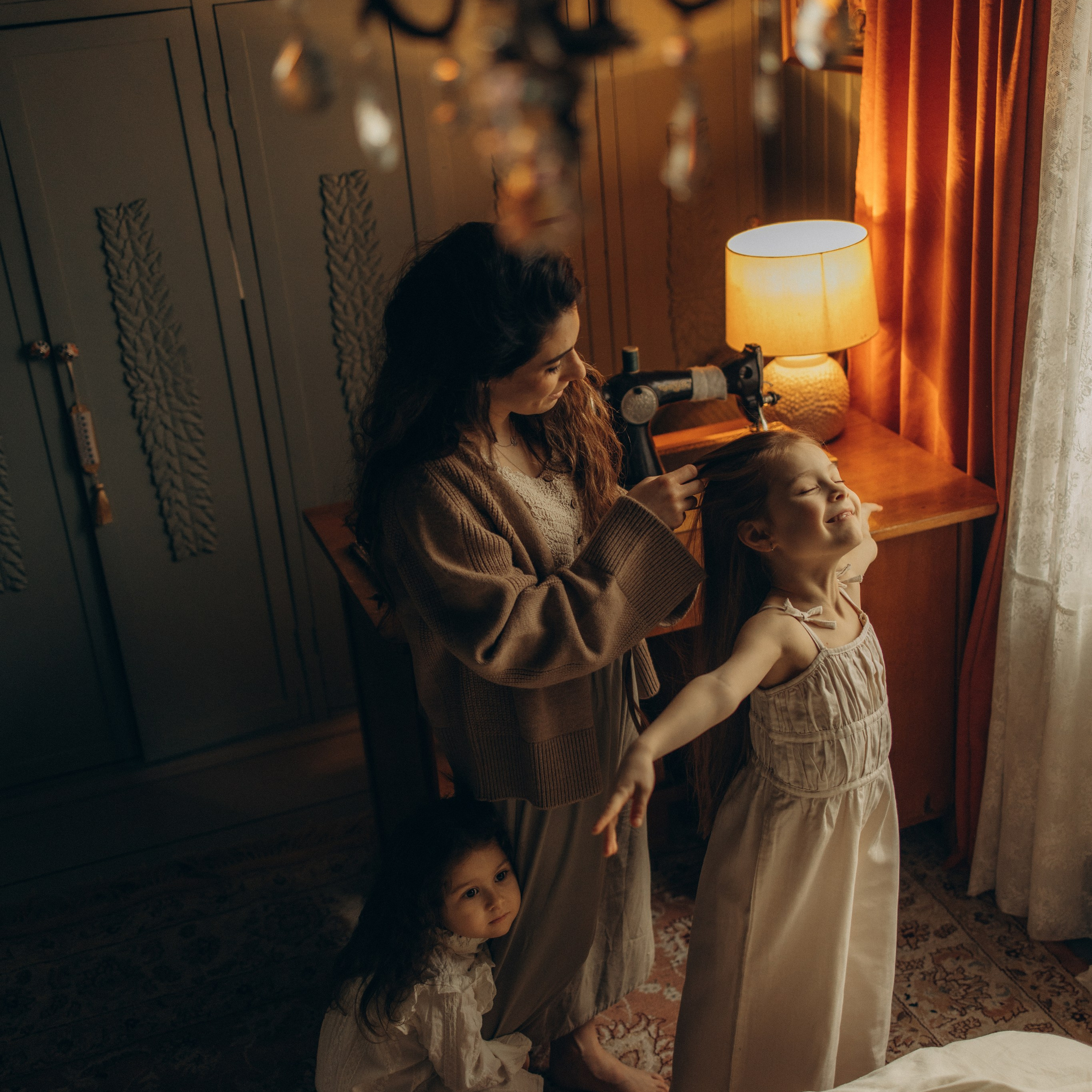 Вика Эмилия и Николь