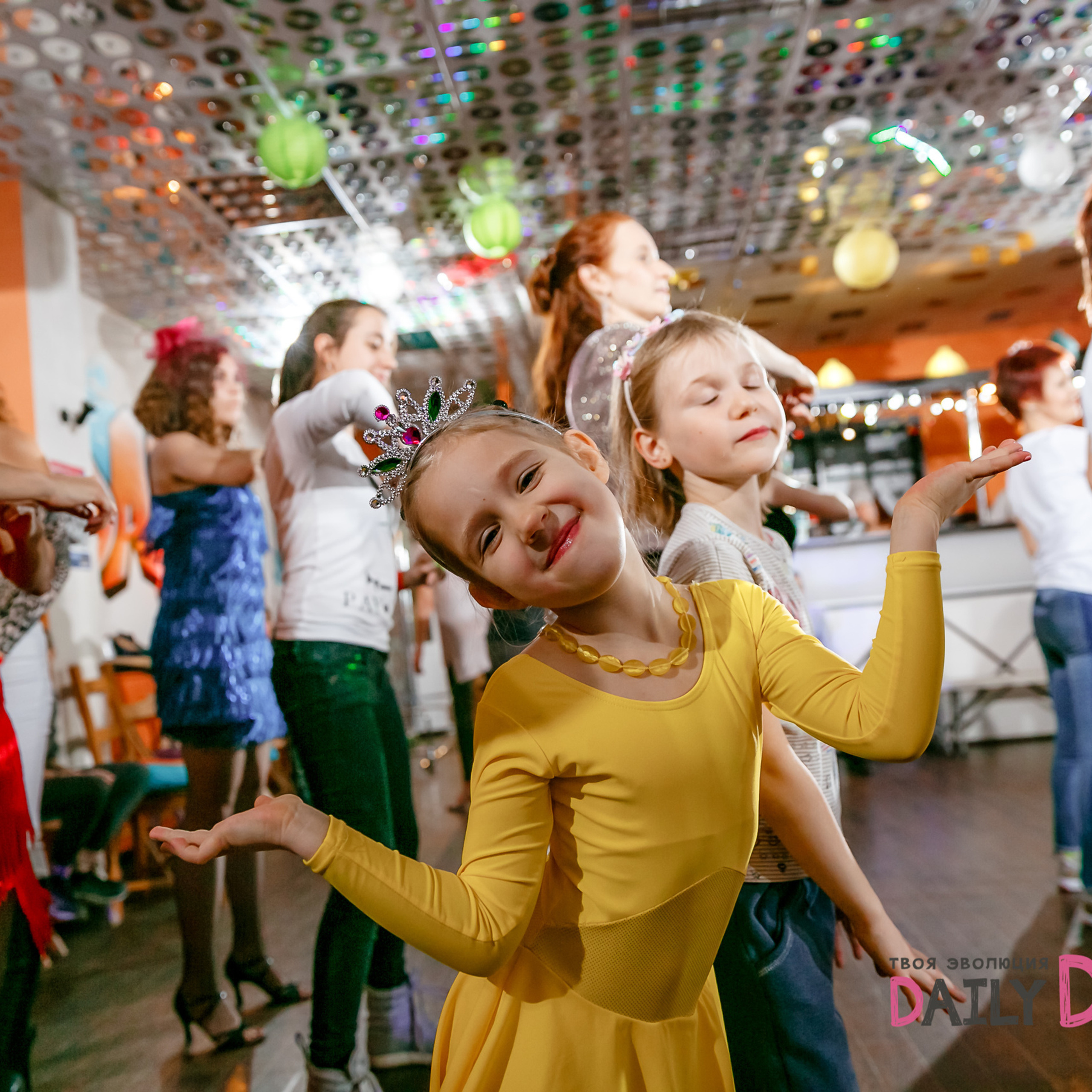 Новогодняя вечеринка в школе танцев Daily Dance г. Королев