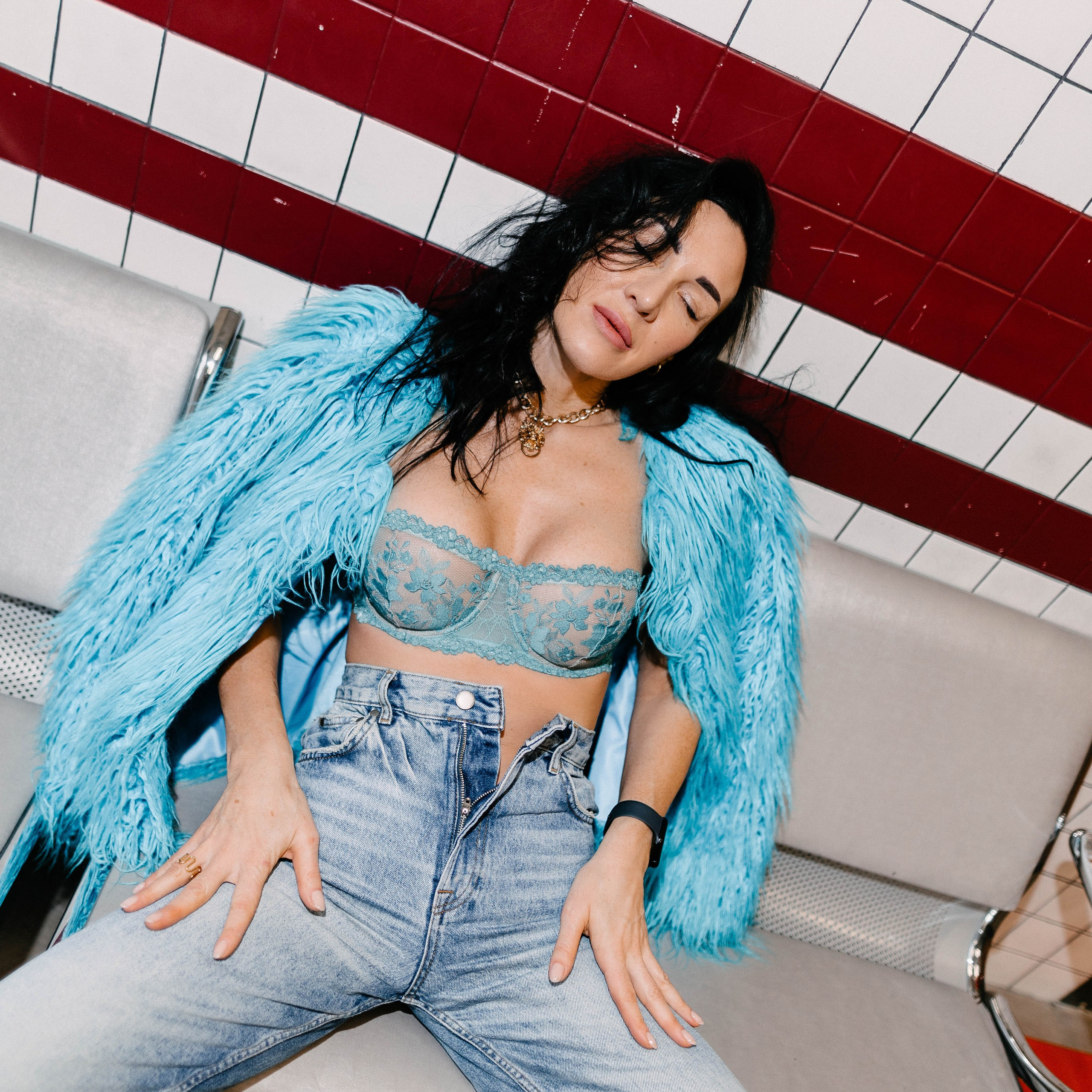 Александра