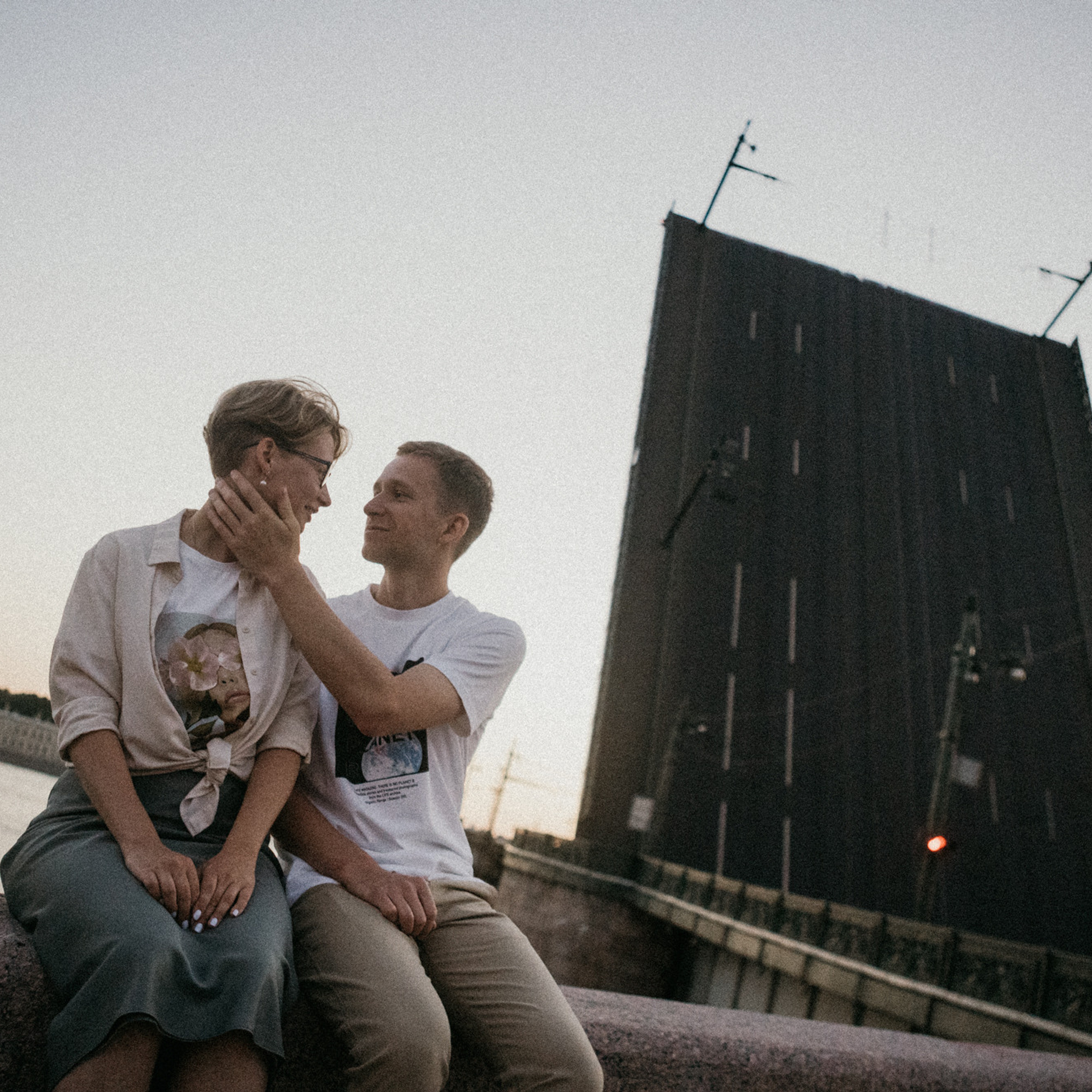 Мосты и рассветы