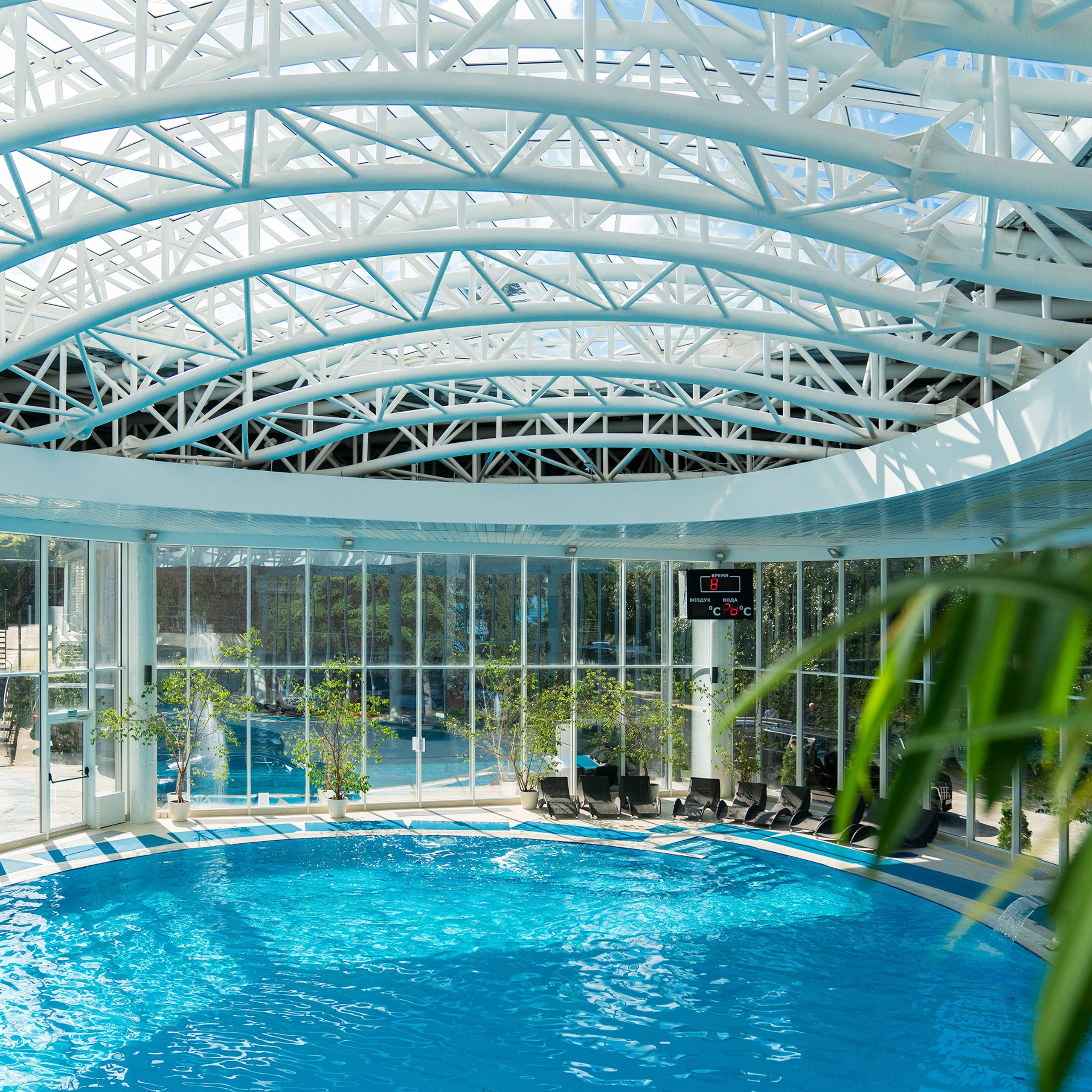 Фотосъемка недвижимости в Сочи — профессиональные фото, которые продают. Профессиональная фотосъемка в Сочи: репортаж, предметная, ювелирная фотосъемка, недвижимость, фуд-фотография. Фотограф Александр Афанасьев